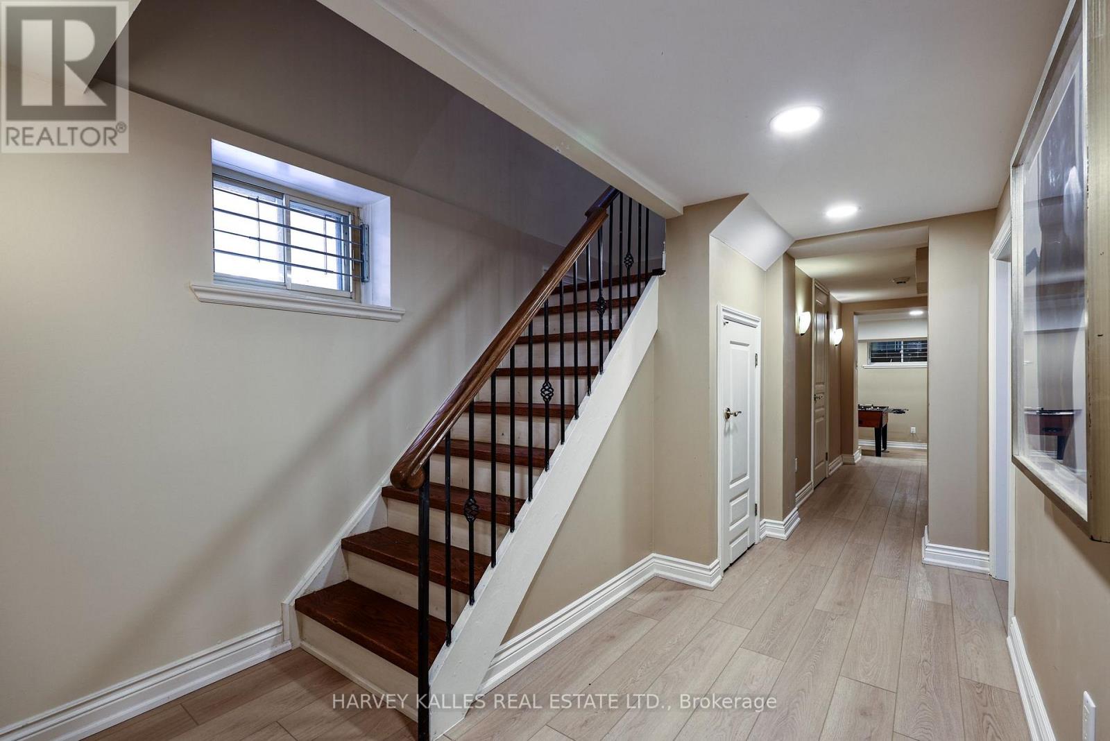 30 WALDER AVENUE