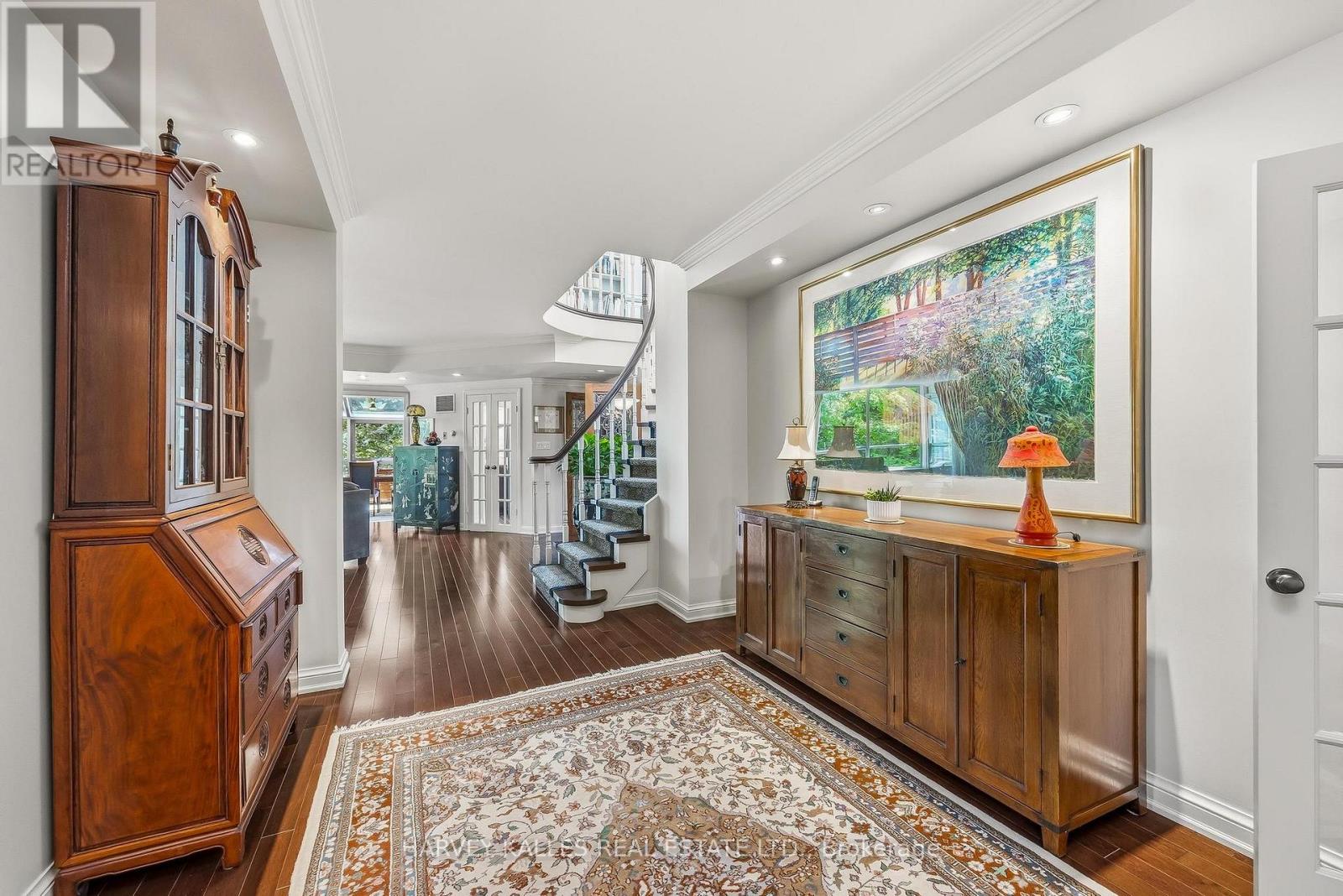 PH16 - 3800 YONGE STREET
