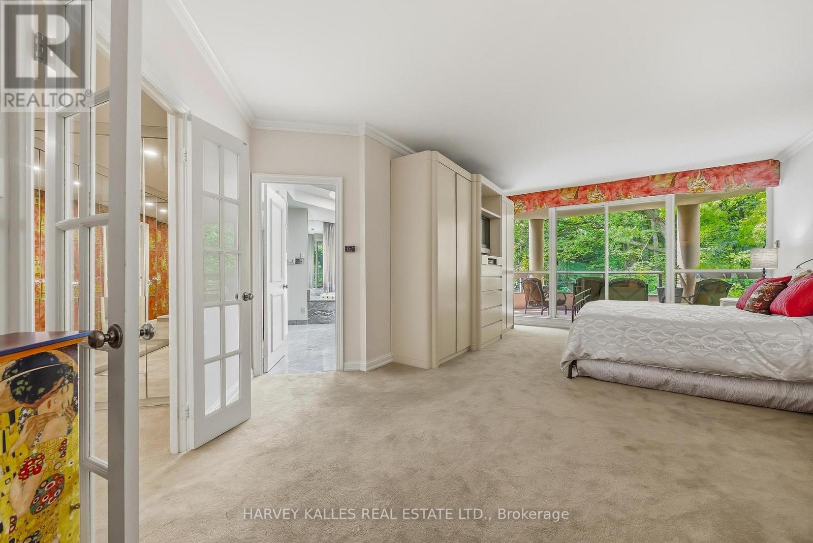 PH16 - 3800 YONGE STREET