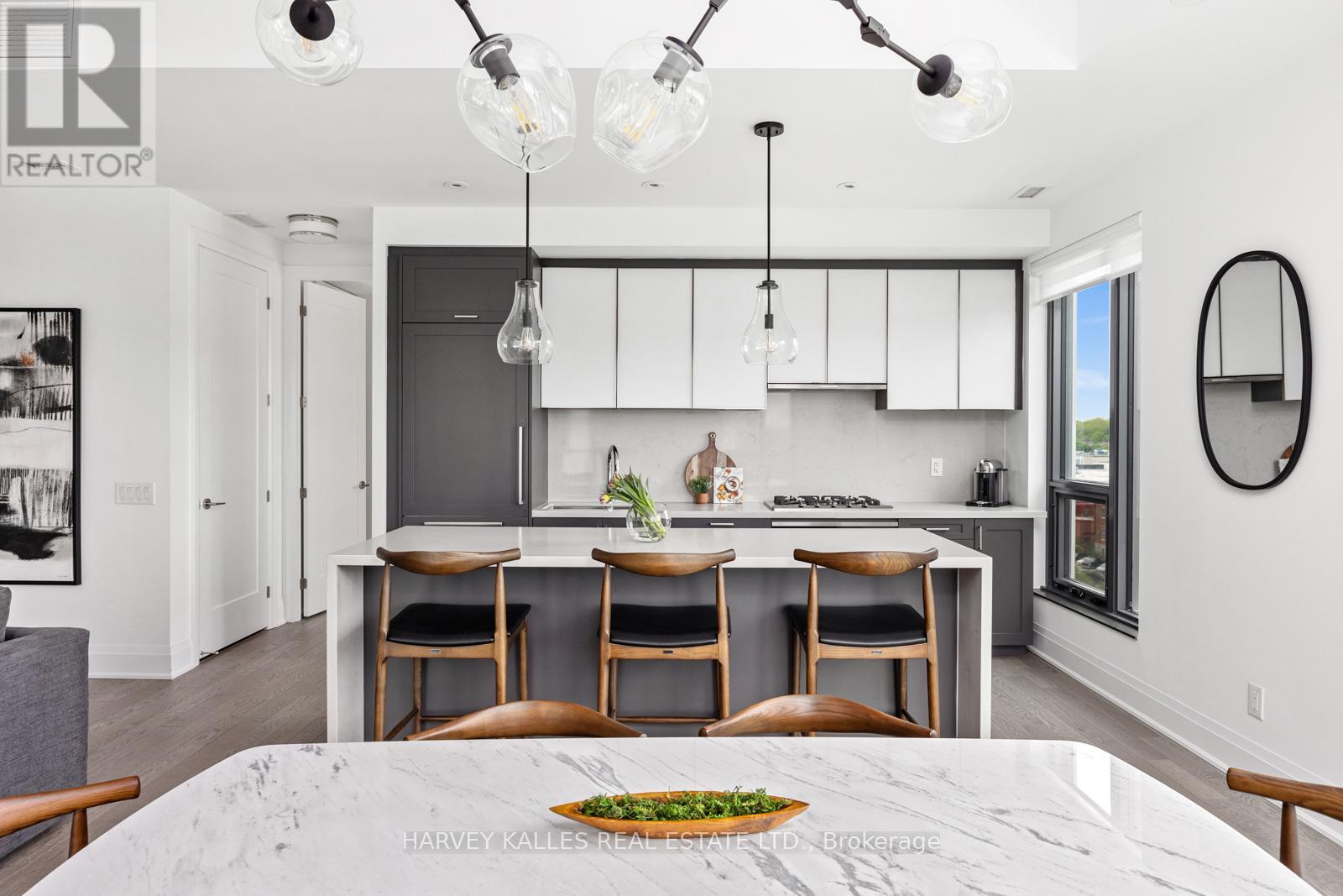 GPH20 - 280 HOWLAND AVENUE