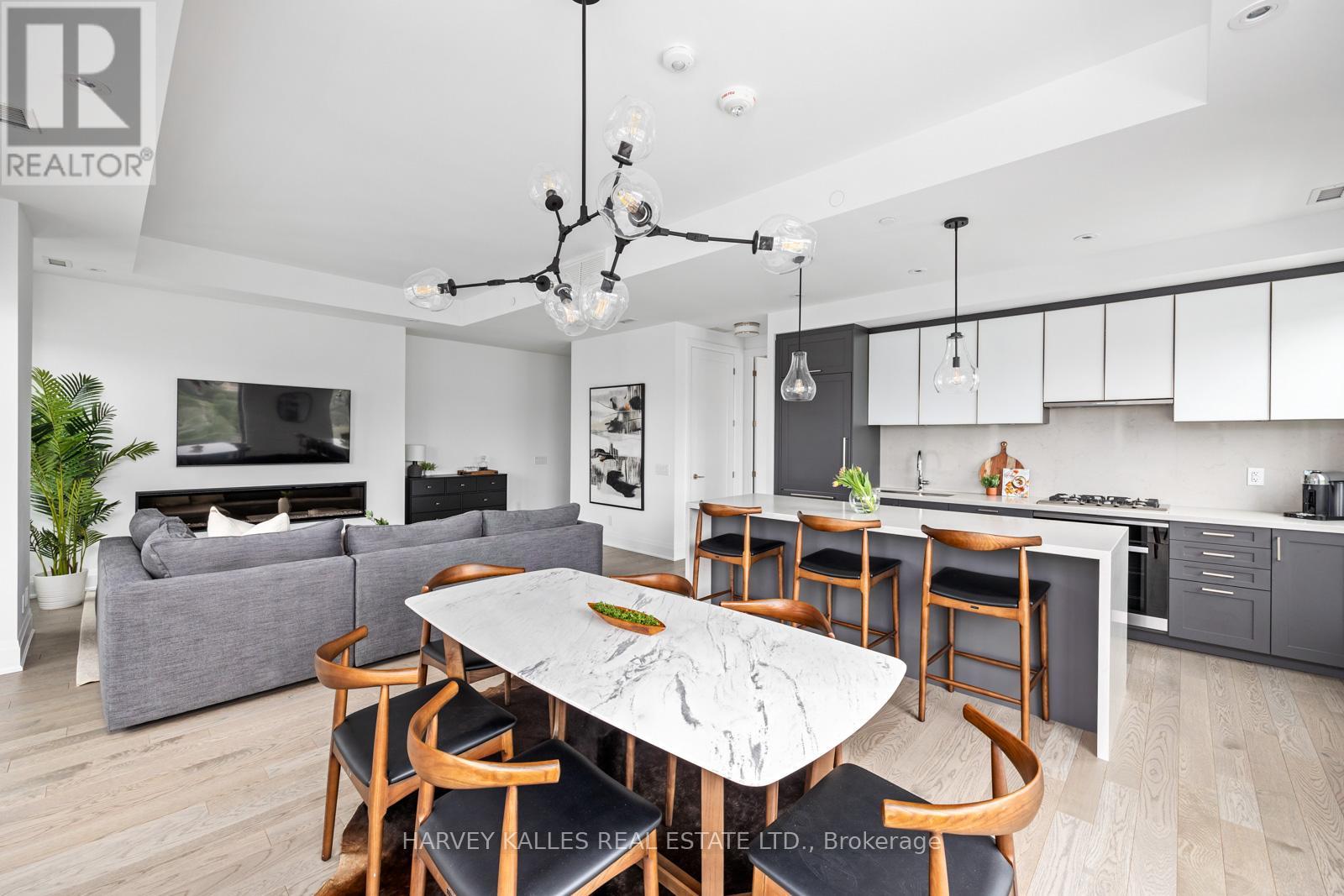 GPH20 - 280 HOWLAND AVENUE