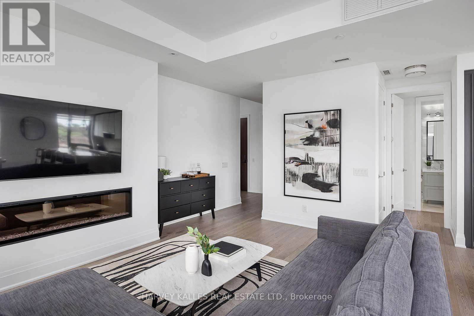 GPH20 - 280 HOWLAND AVENUE