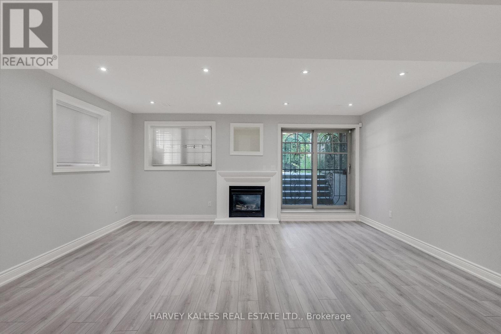 168 ROE AVENUE
