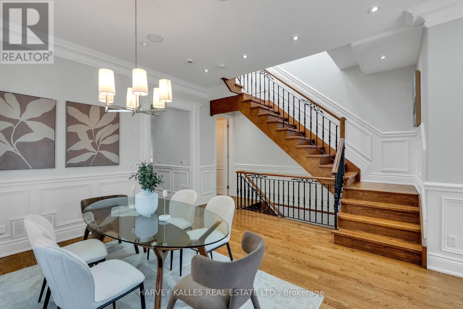 168 ROE AVENUE