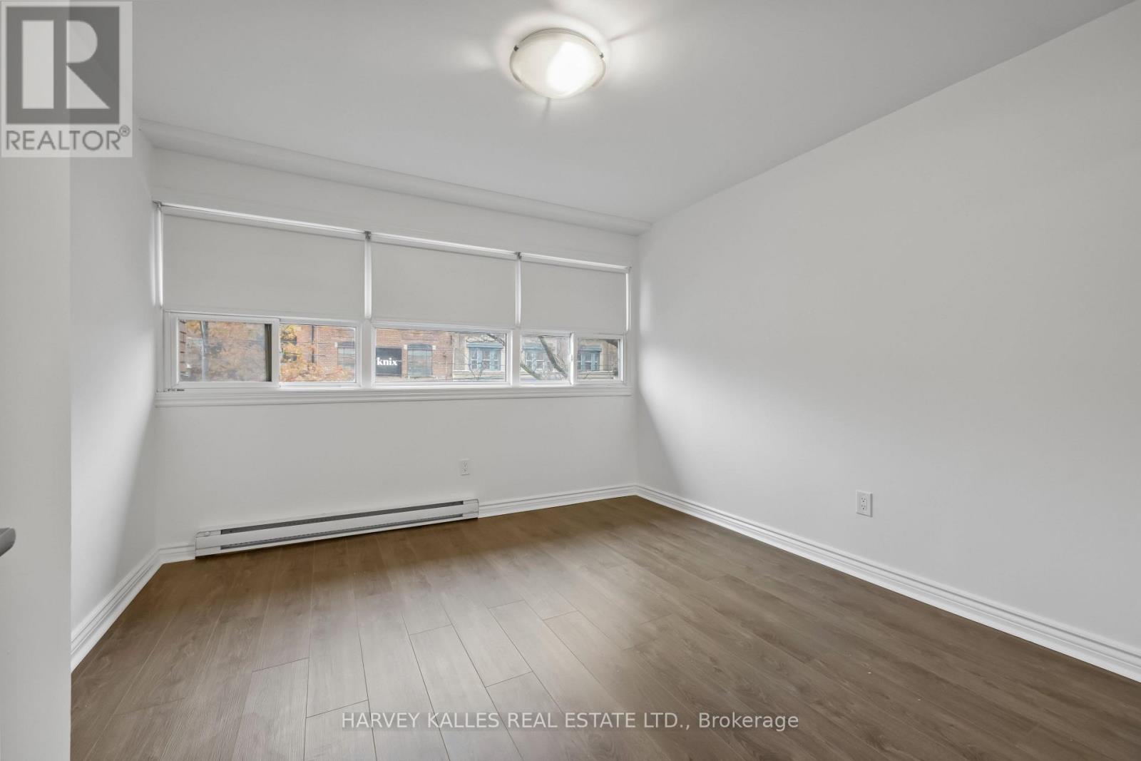 10 - 353 QUEEN STREET