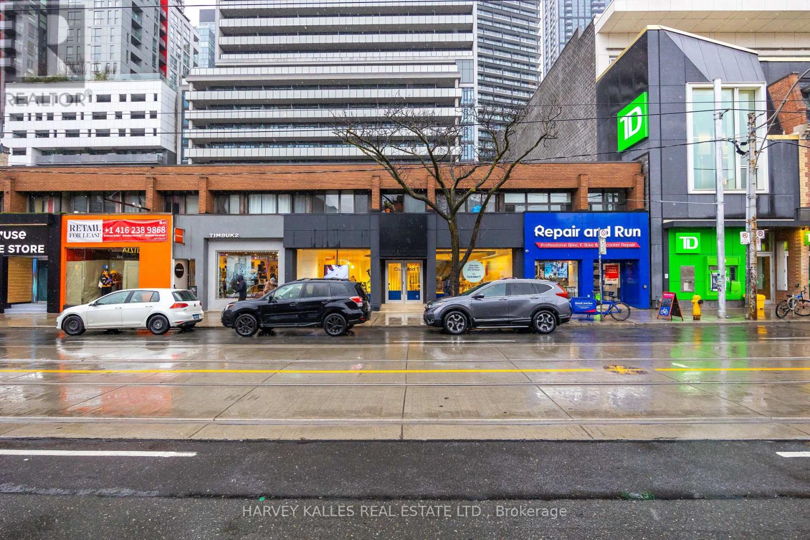 10 - 353 QUEEN STREET