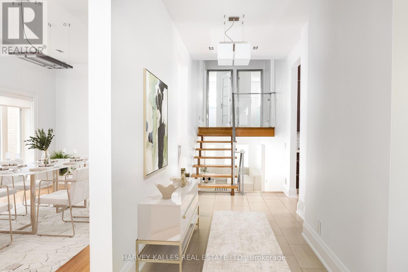 562 BEDFORD PARK AVENUE