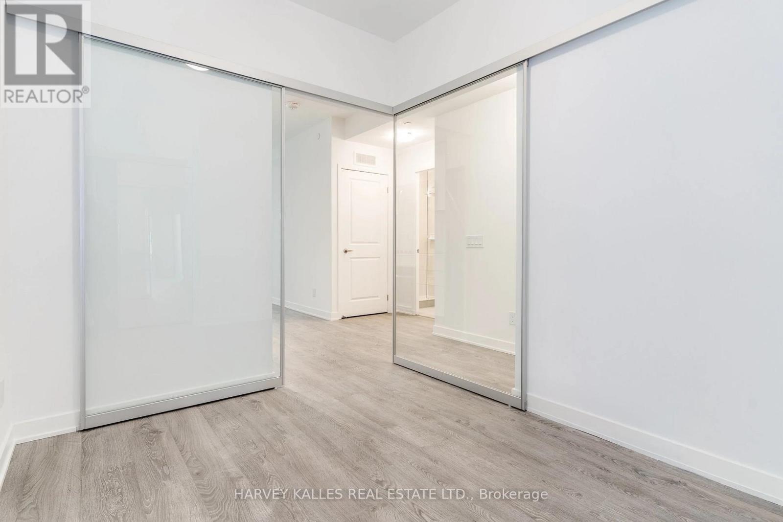 410 - 543 RICHMOND STREET W