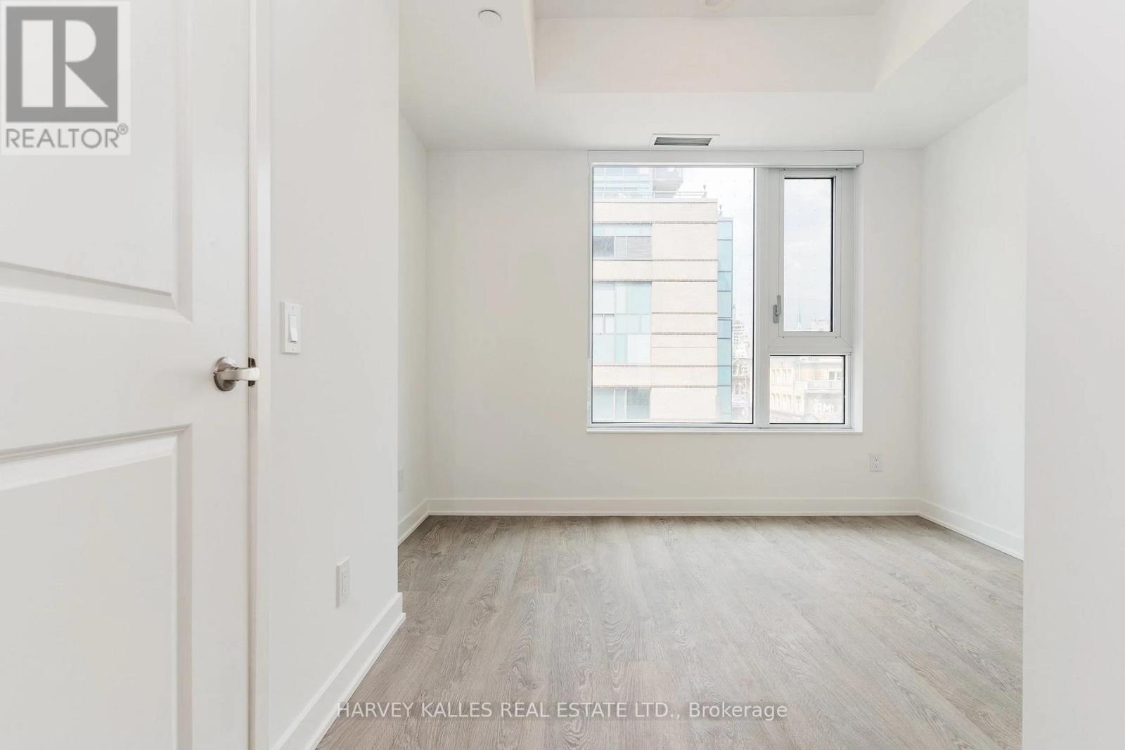 410 - 543 RICHMOND STREET W