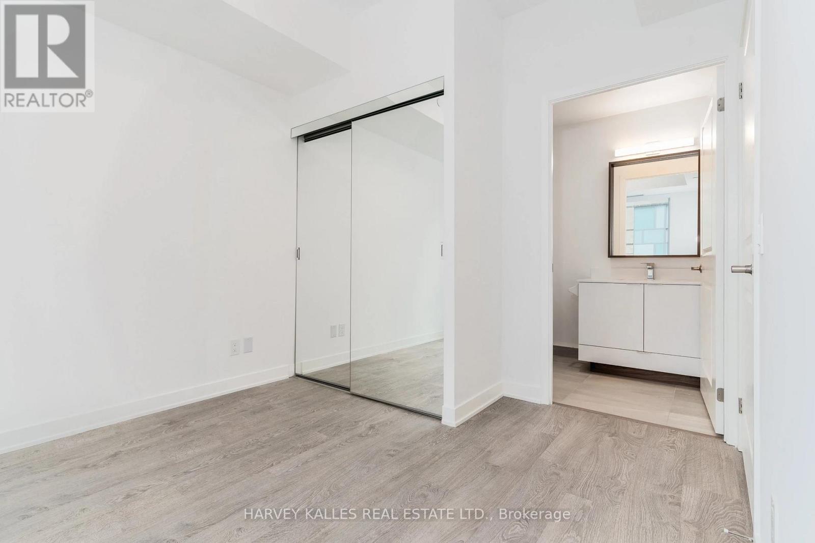 410 - 543 RICHMOND STREET W