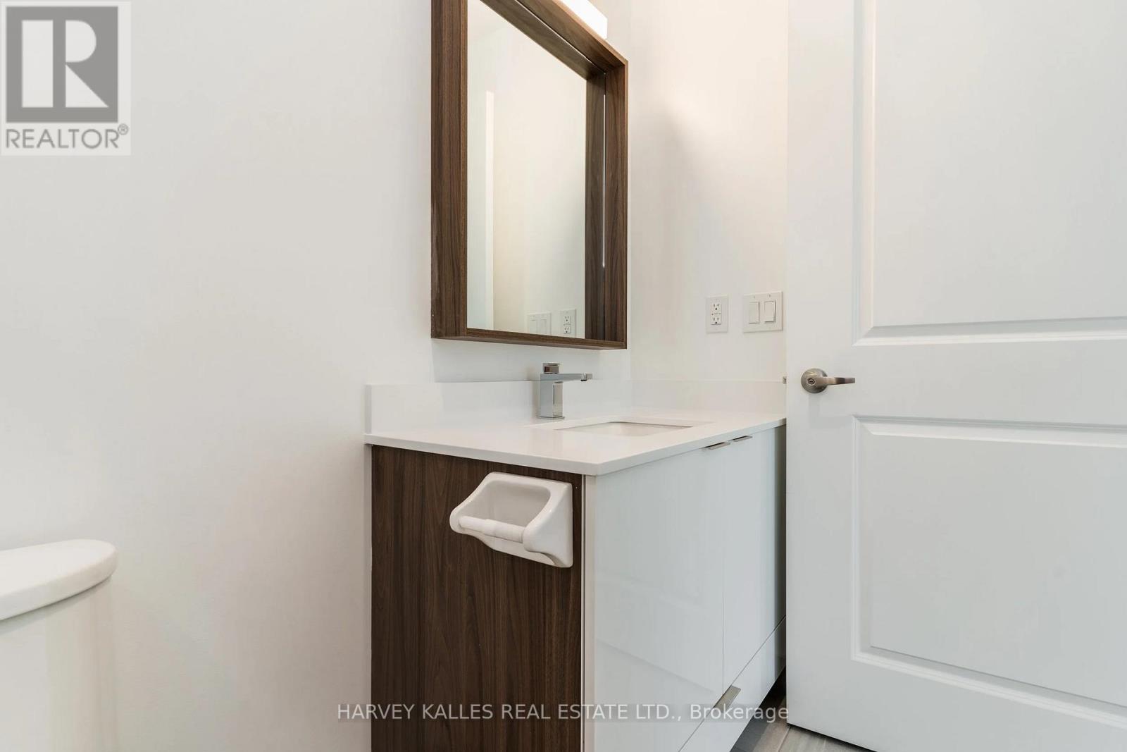 410 - 543 RICHMOND STREET W