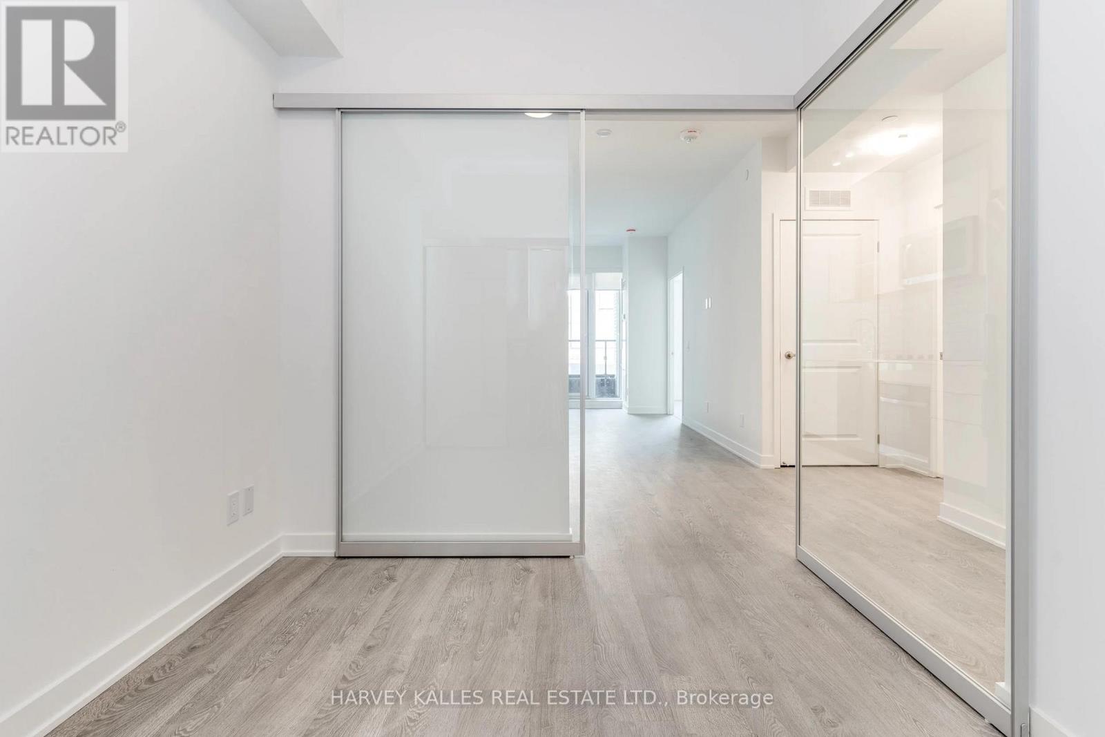 410 - 543 RICHMOND STREET W