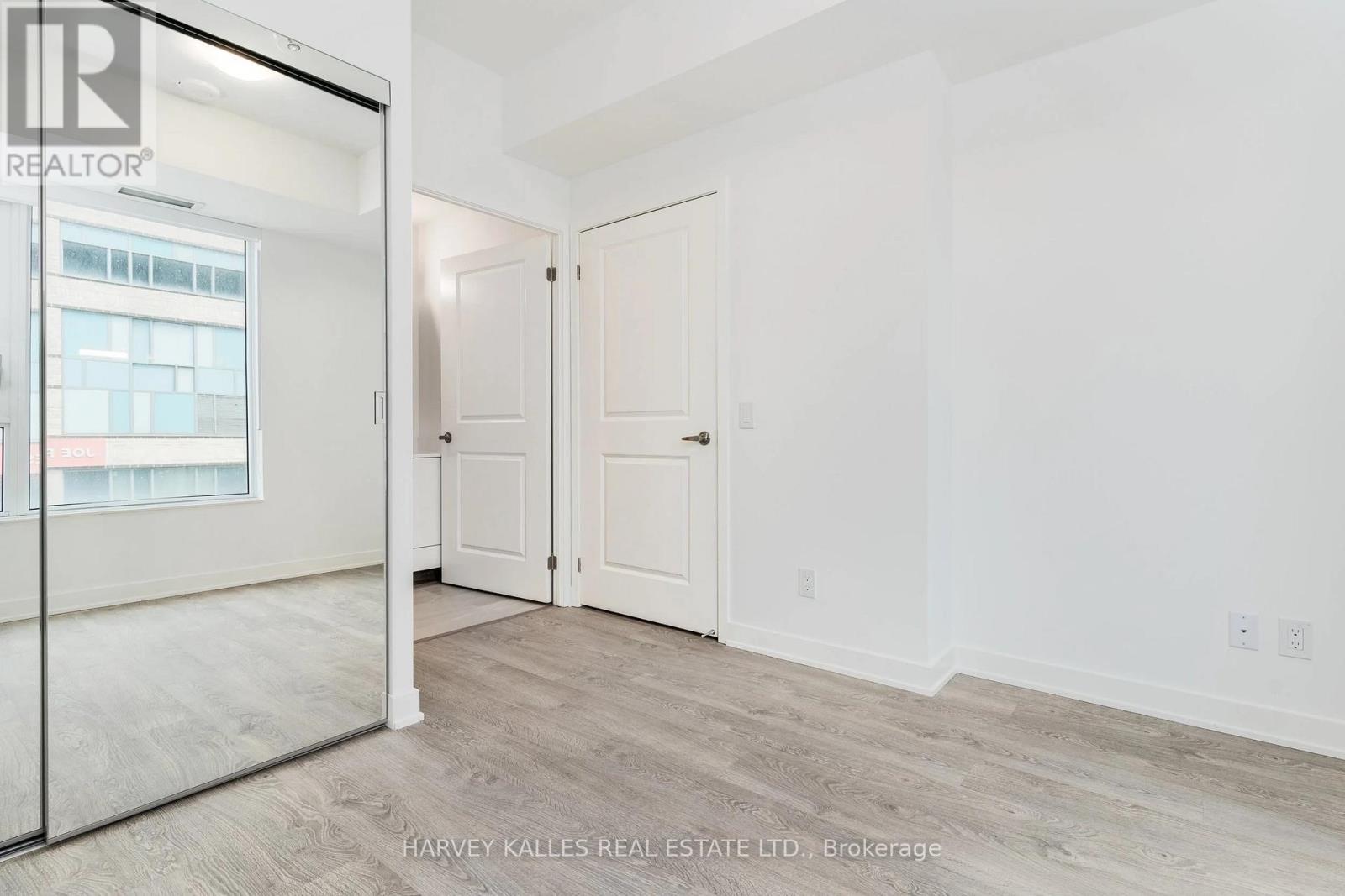 410 - 543 RICHMOND STREET W