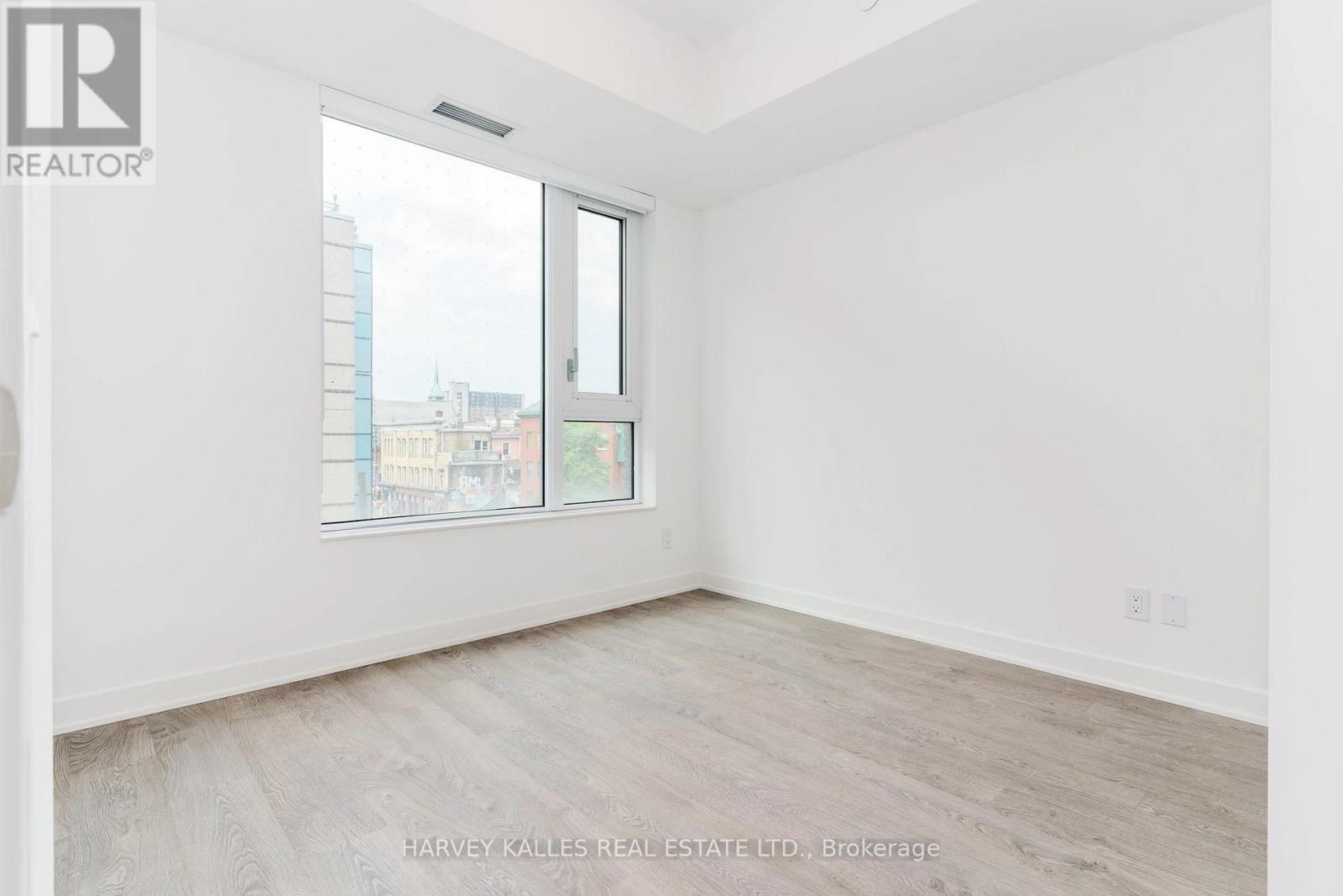 410 - 543 RICHMOND STREET W