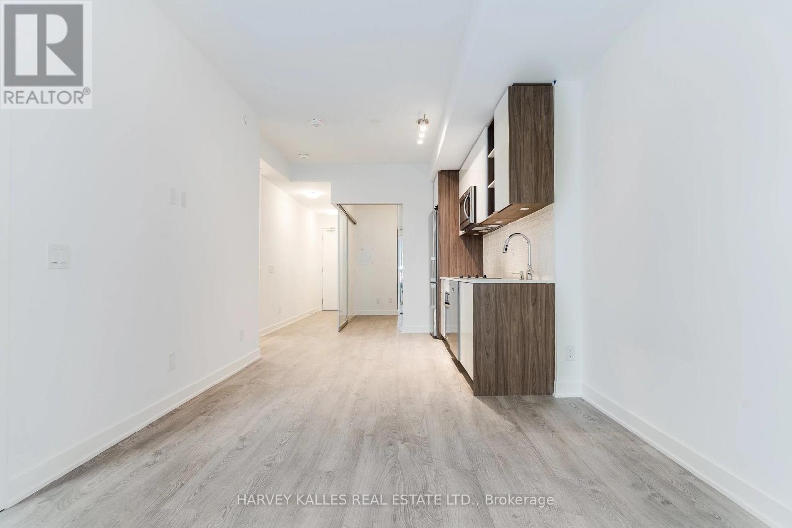 410 - 543 RICHMOND STREET W