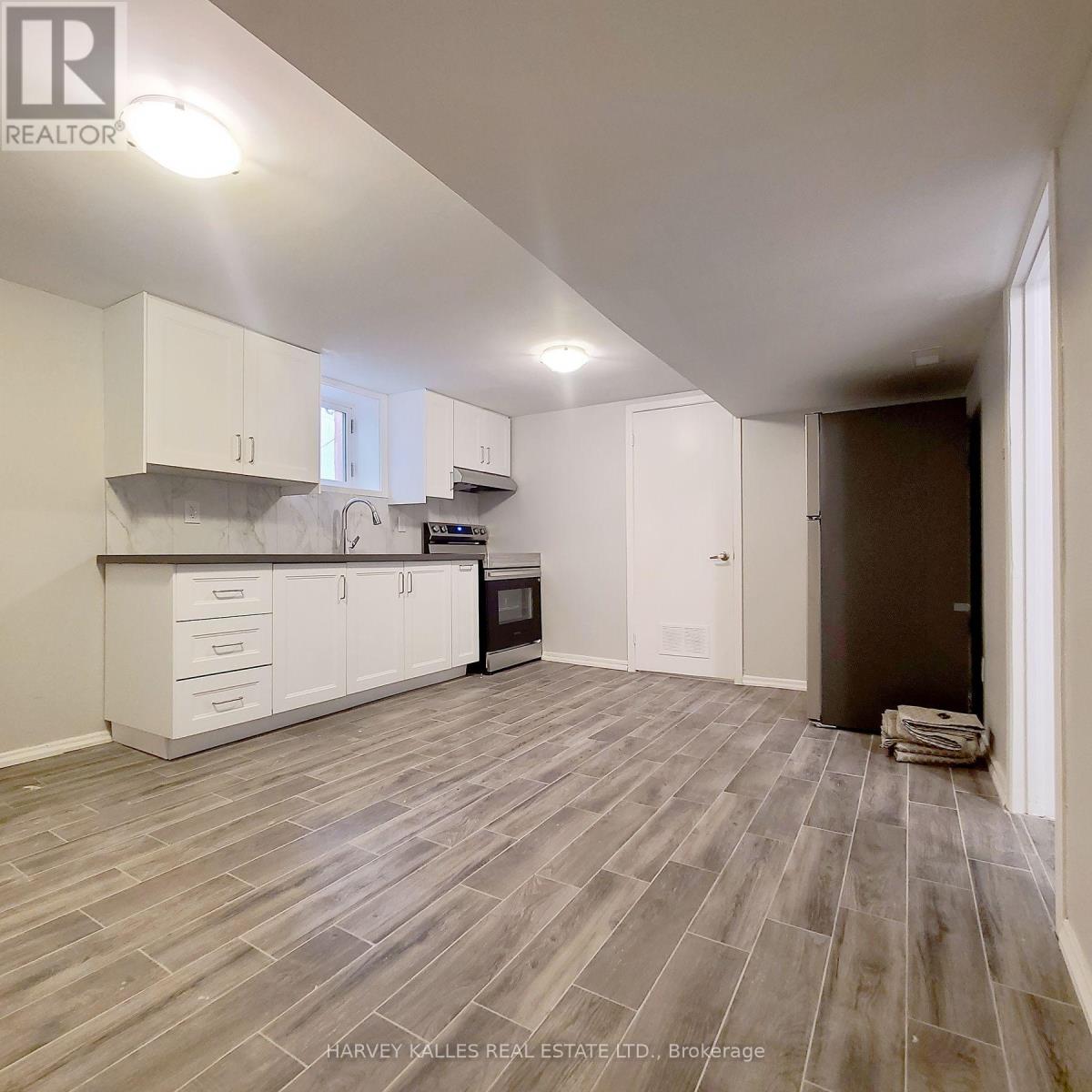 LOWER - 114 EMPRESS AVENUE