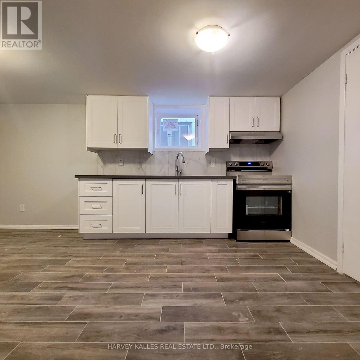 LOWER - 114 EMPRESS AVENUE