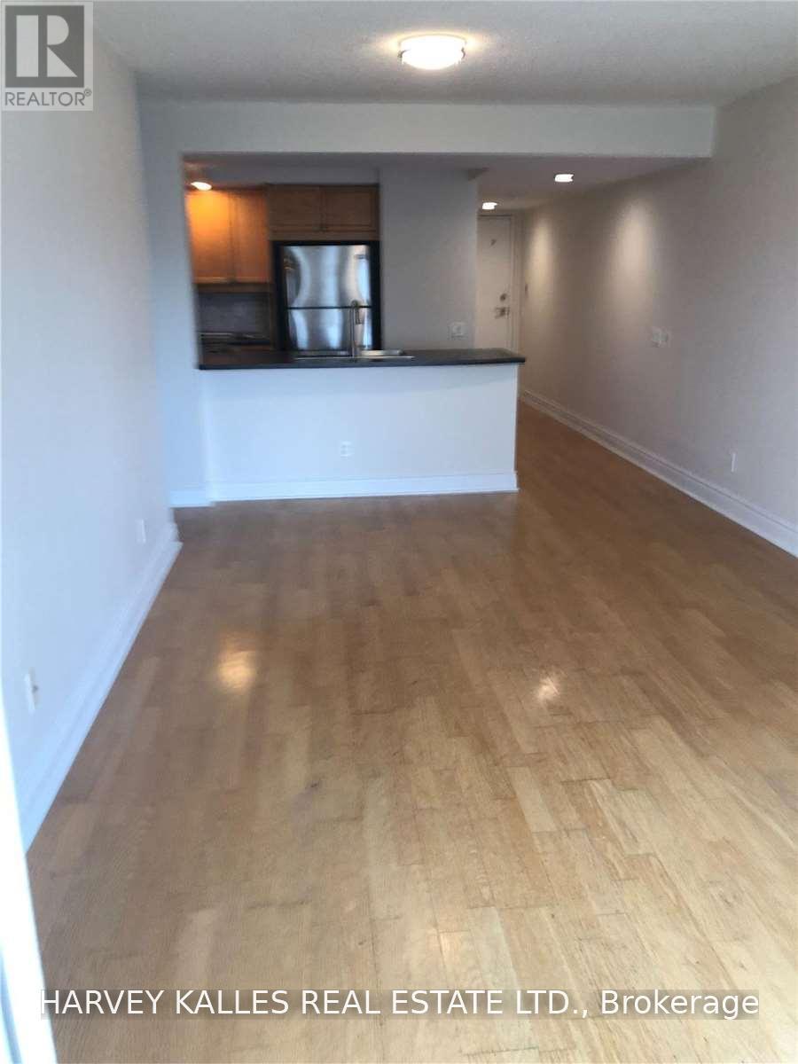 1224 - 15 NORTHTOWN WAY