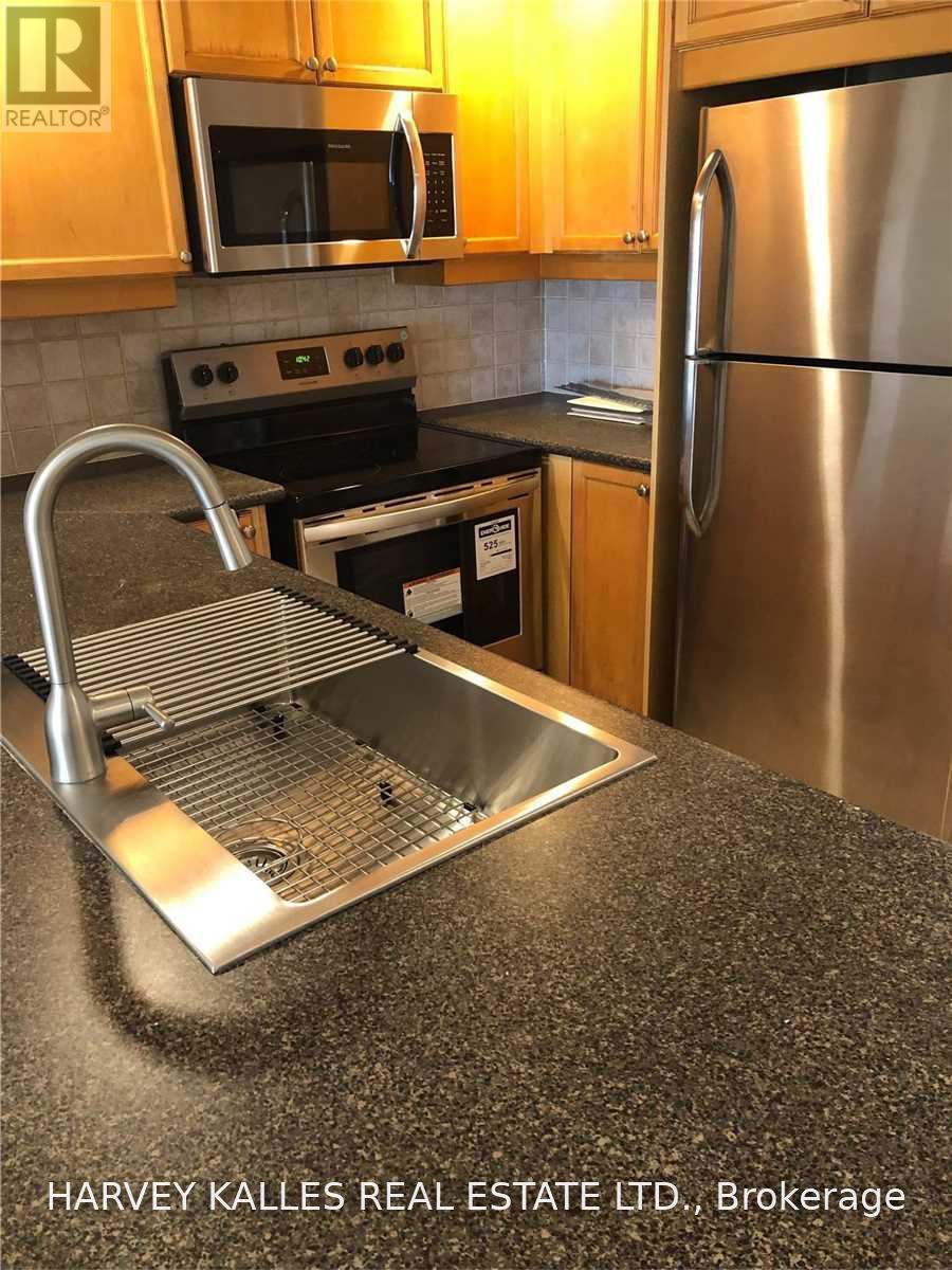 1224 - 15 NORTHTOWN WAY