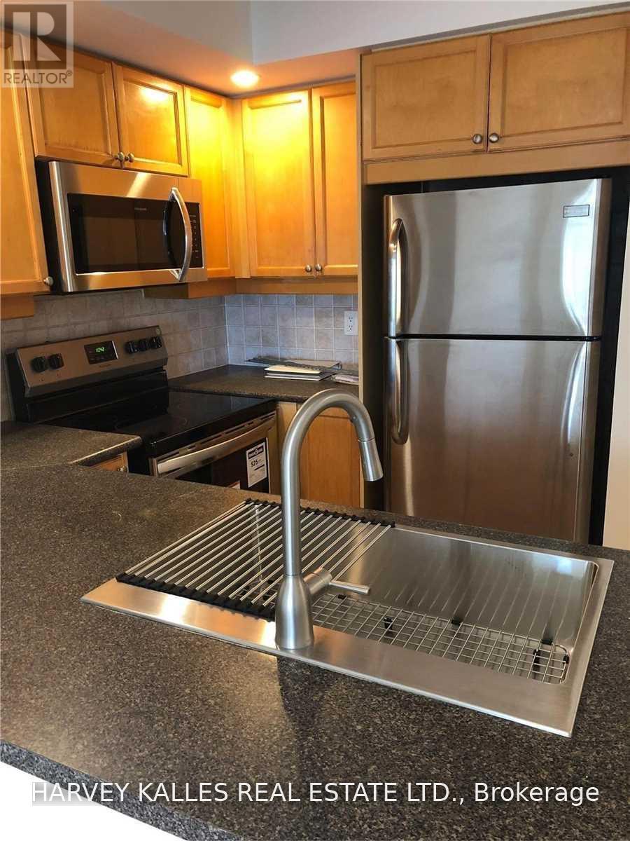 1224 - 15 NORTHTOWN WAY