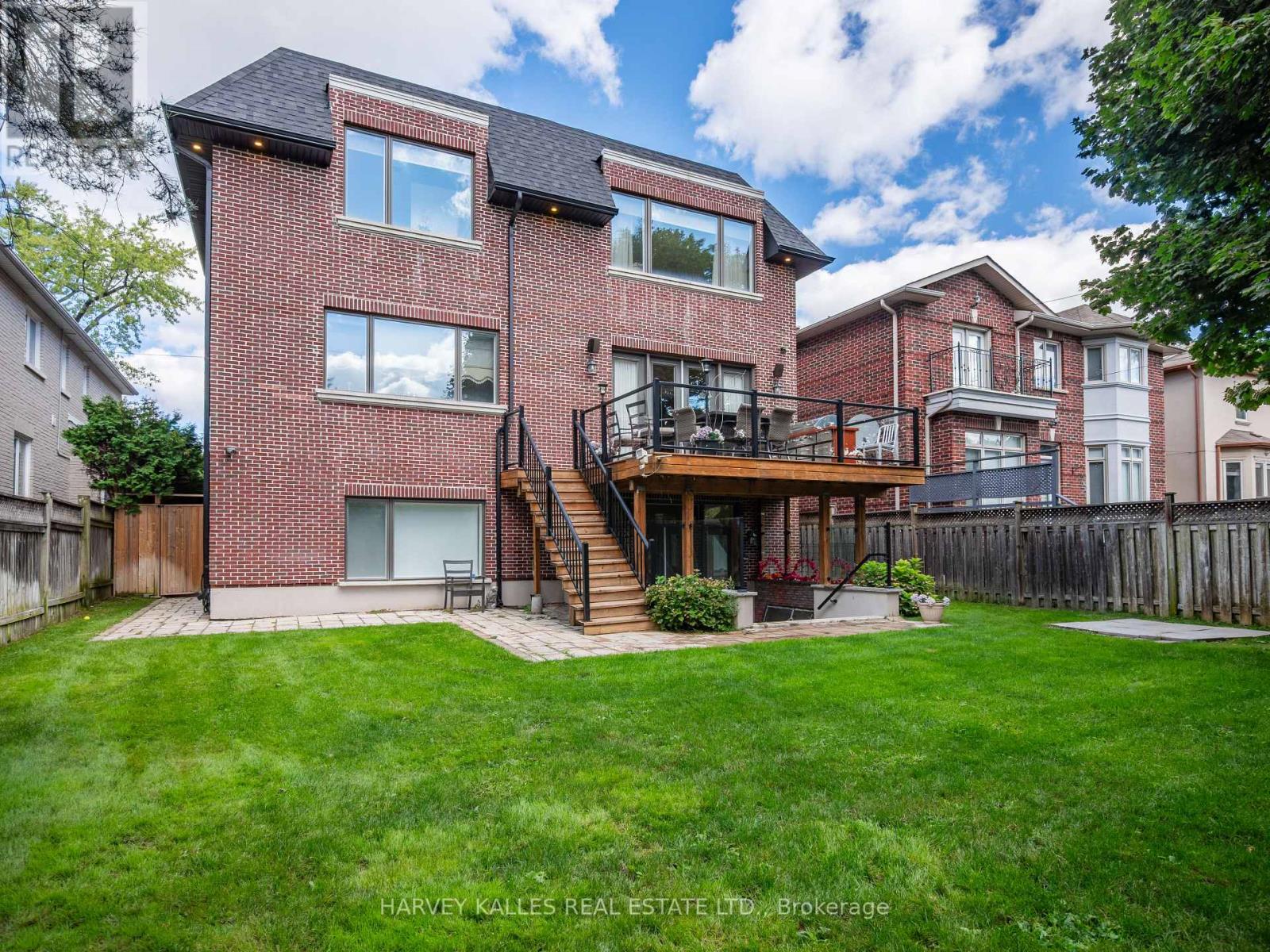 267 EMPRESS AVENUE