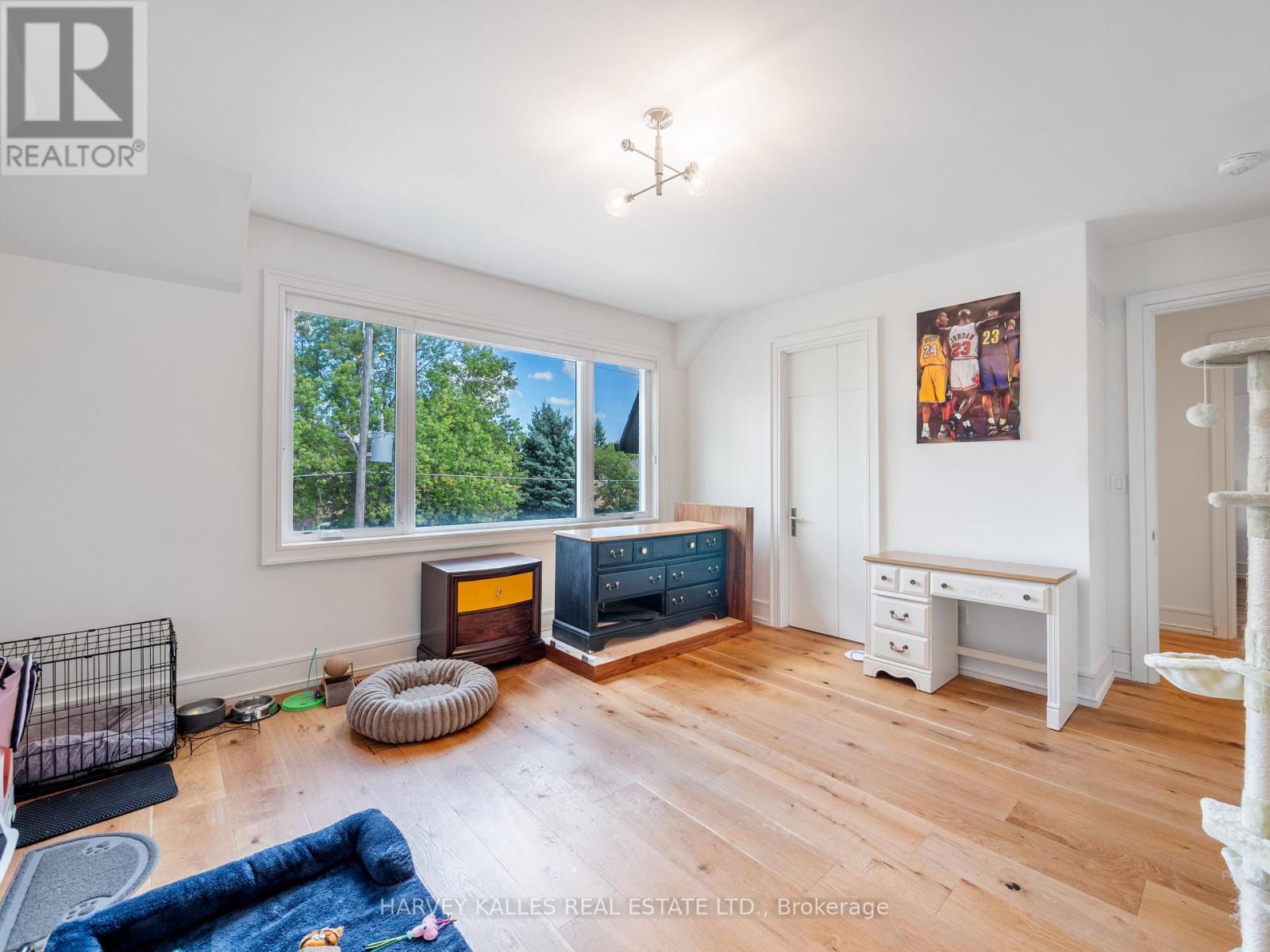267 EMPRESS AVENUE