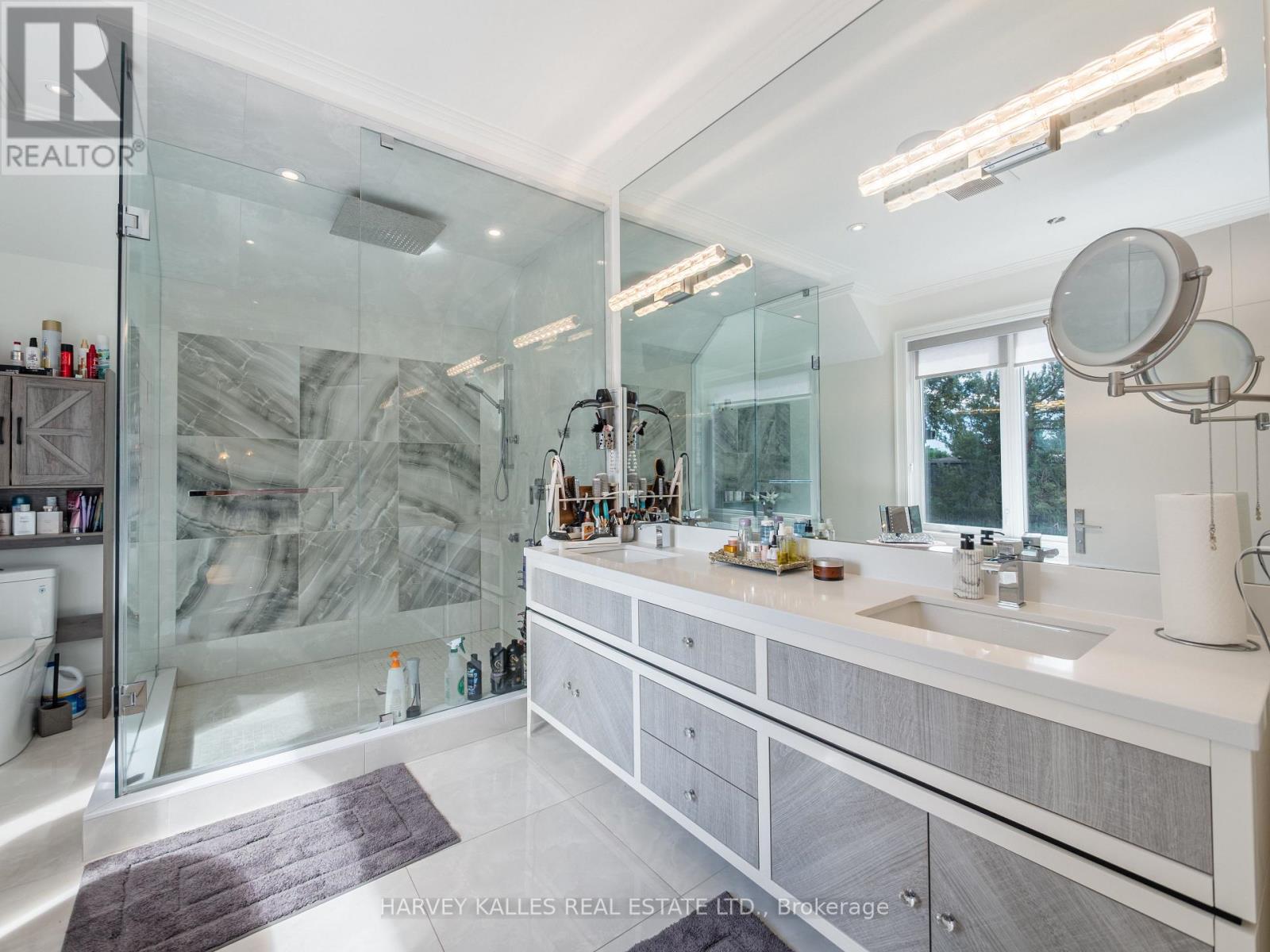 267 EMPRESS AVENUE