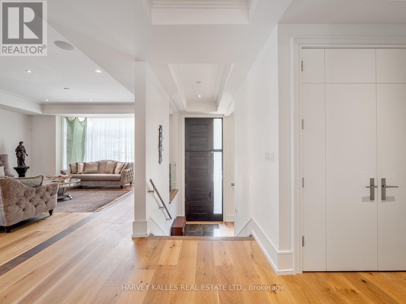 267 EMPRESS AVENUE