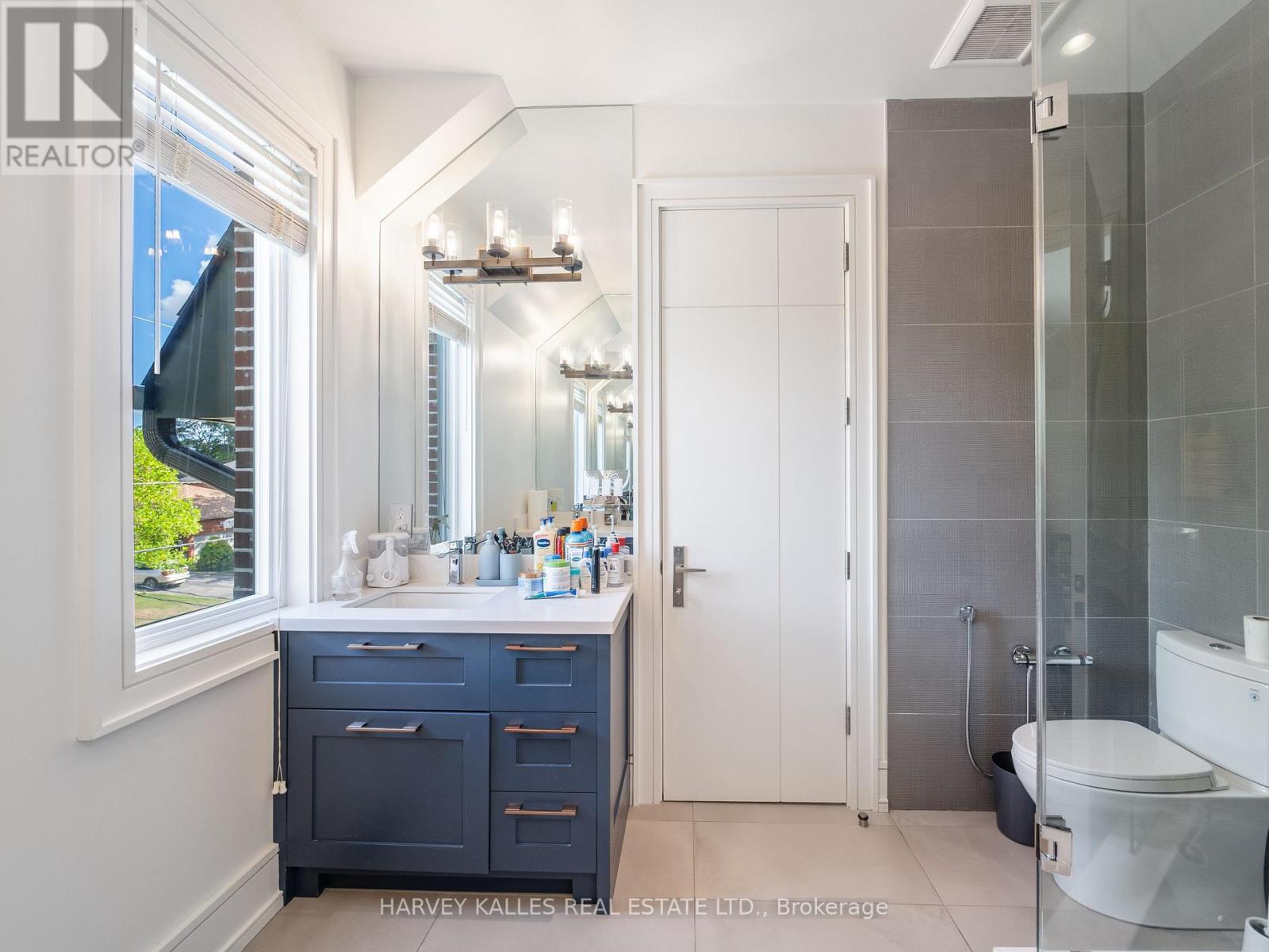 267 EMPRESS AVENUE