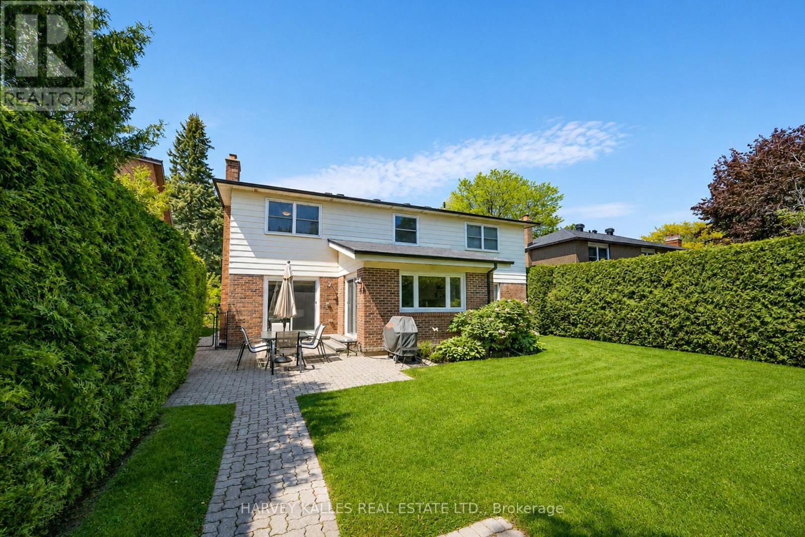 23 PINNACLE ROAD