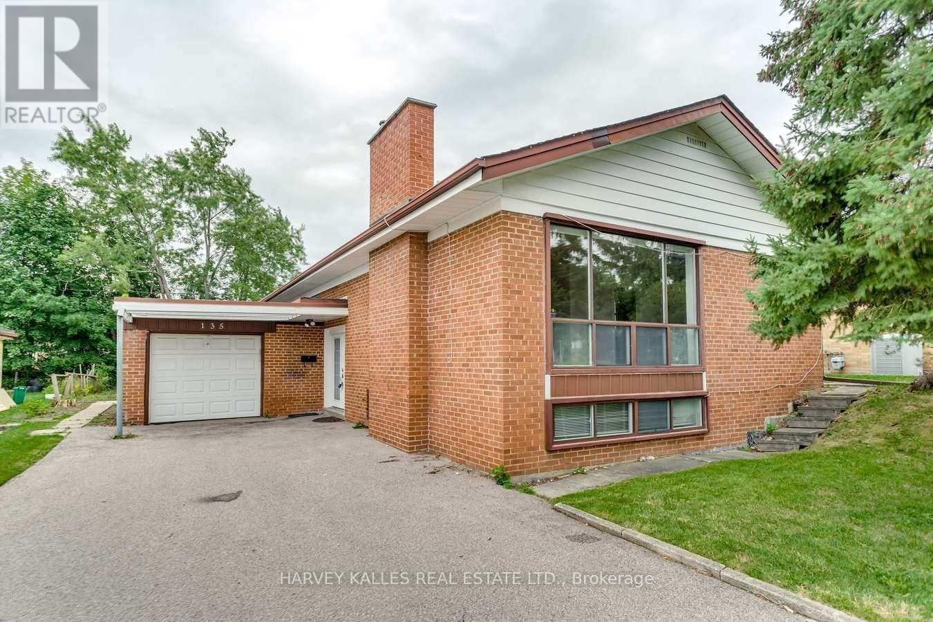 135 COMBE AVENUE