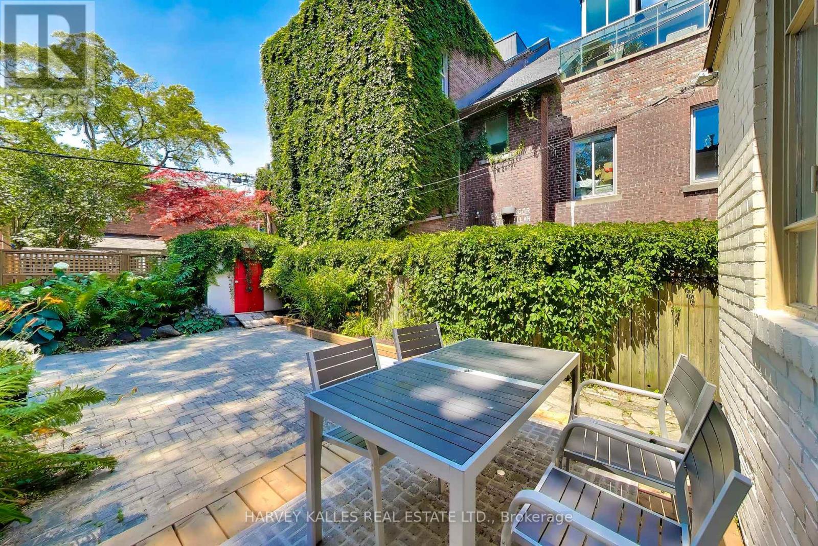 318 SUMACH STREET