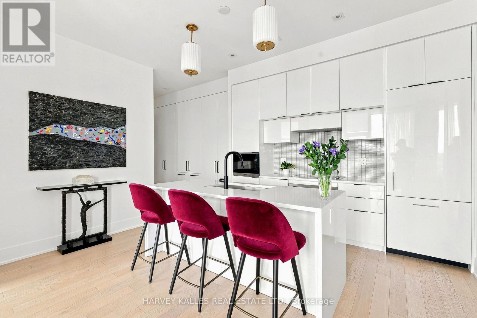 PH6 - 1 BELSIZE DRIVE
