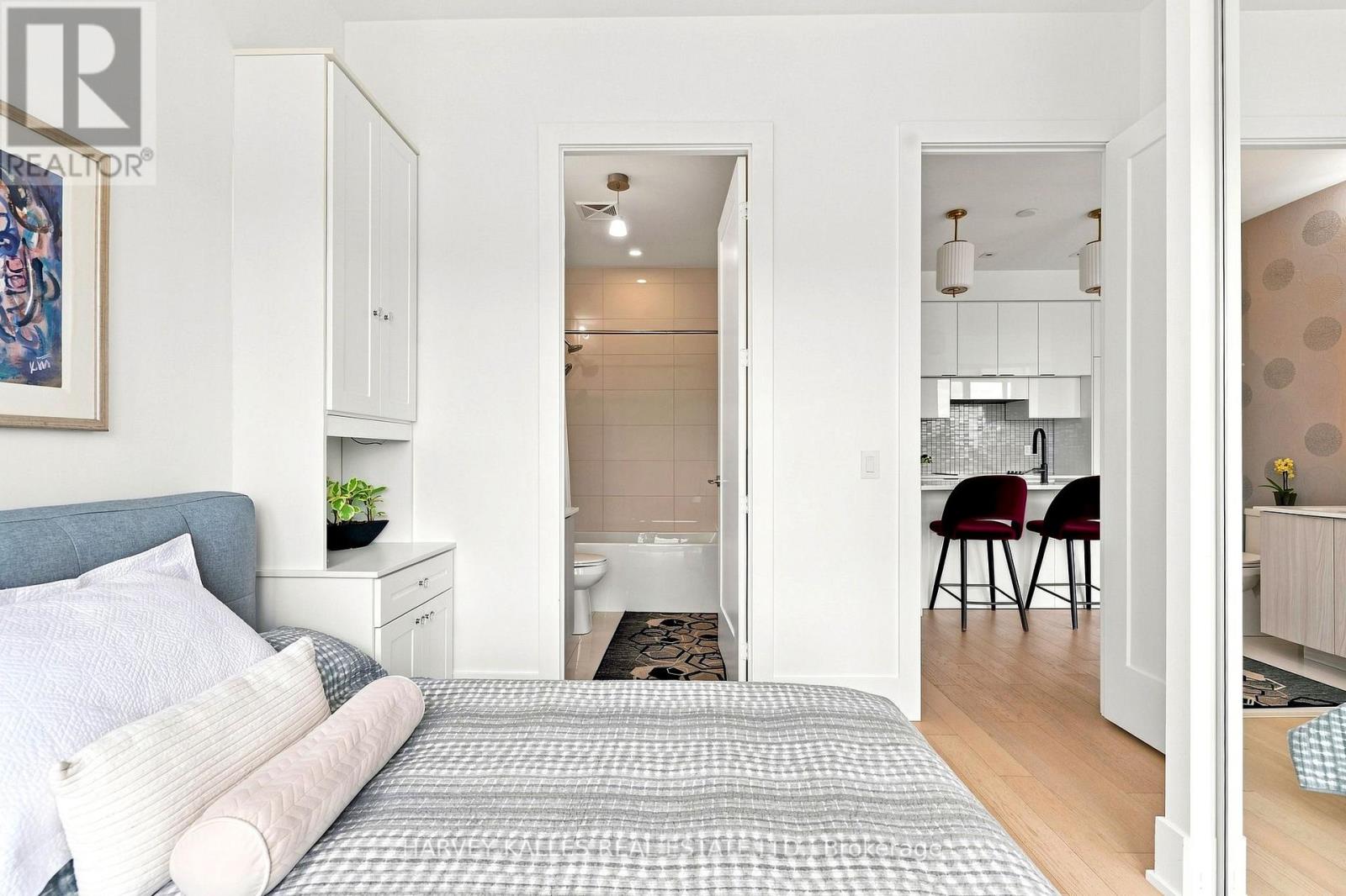 PH6 - 1 BELSIZE DRIVE