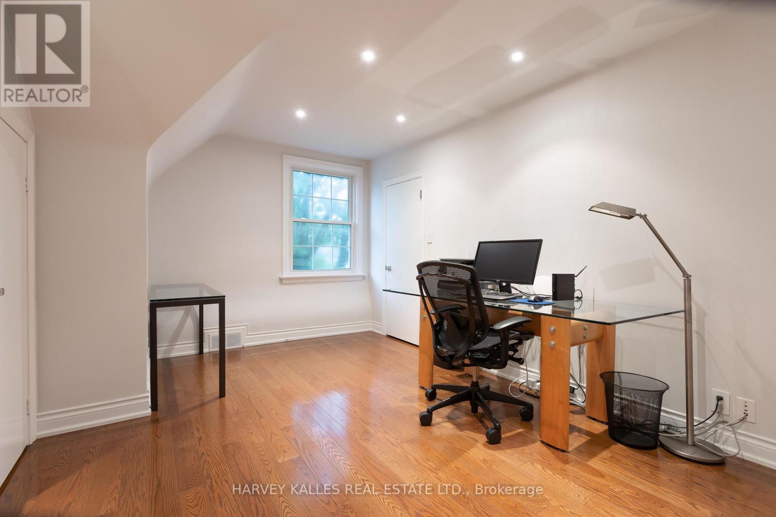 536 BLYTHWOOD ROAD