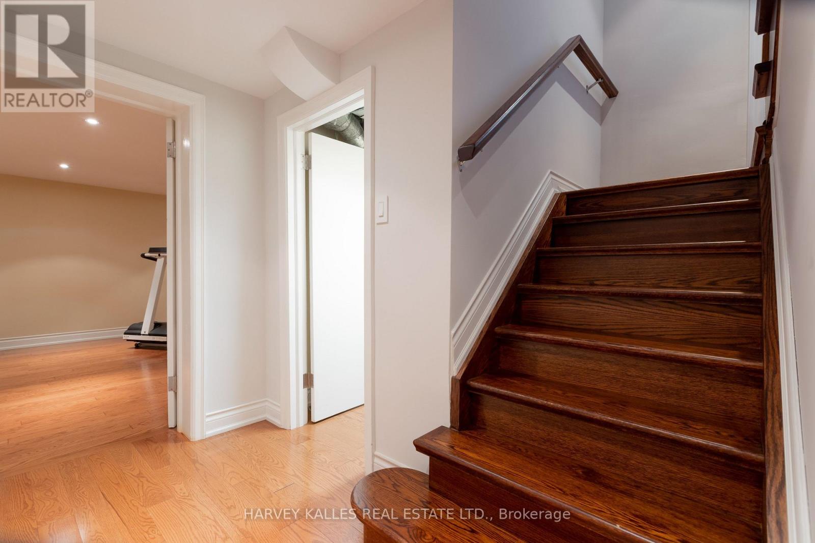 536 BLYTHWOOD ROAD