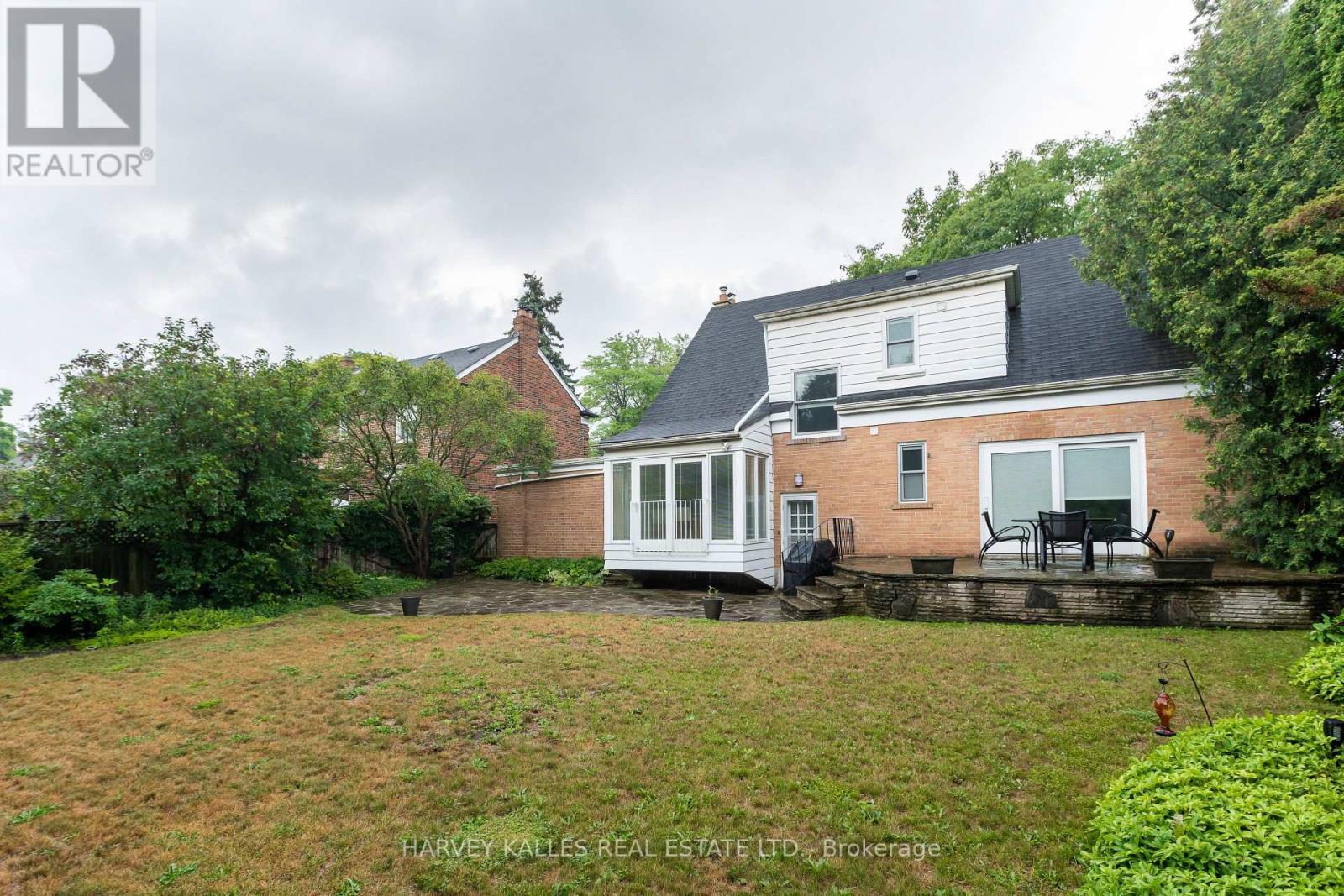 536 BLYTHWOOD ROAD