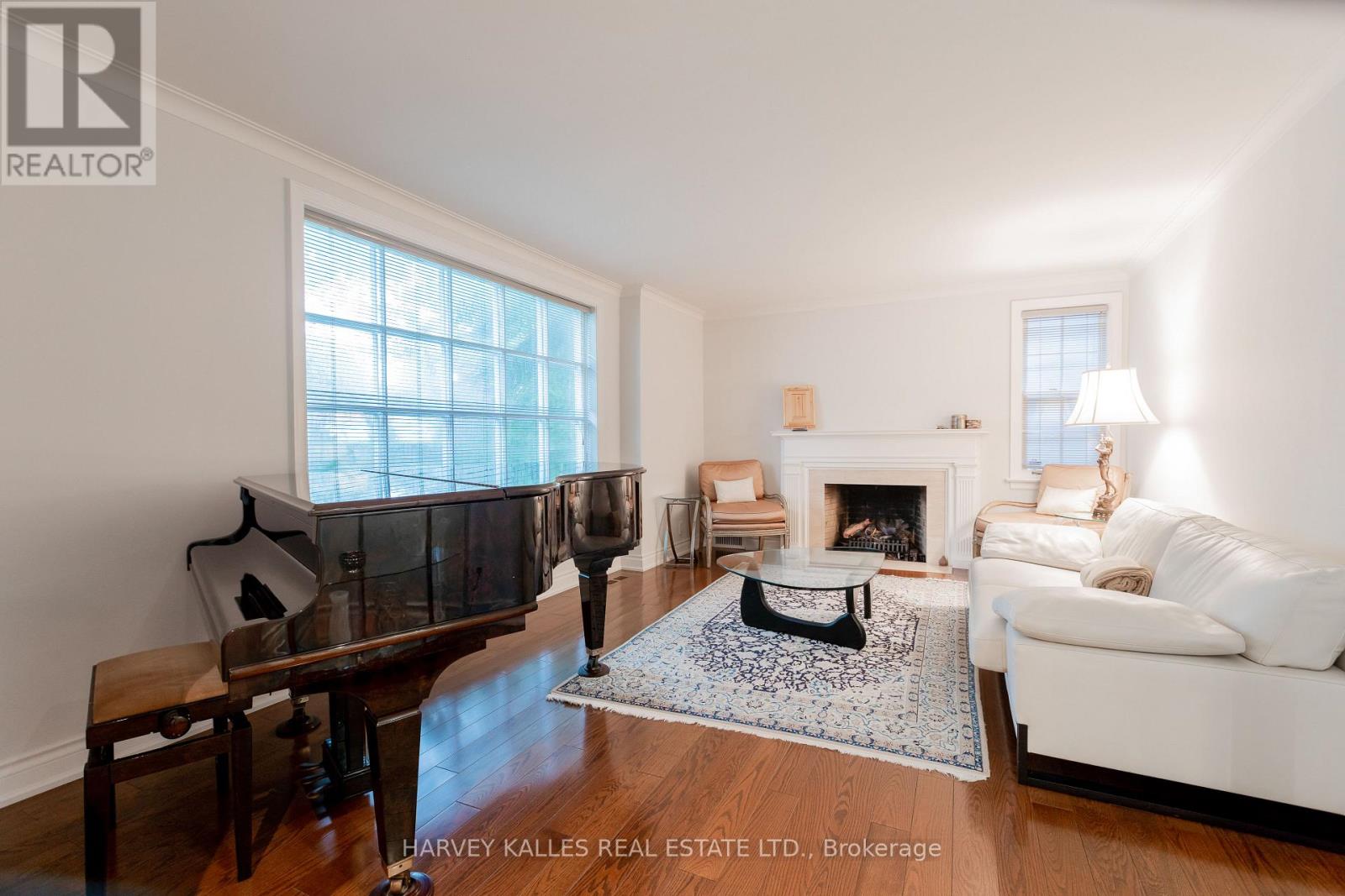 536 BLYTHWOOD ROAD