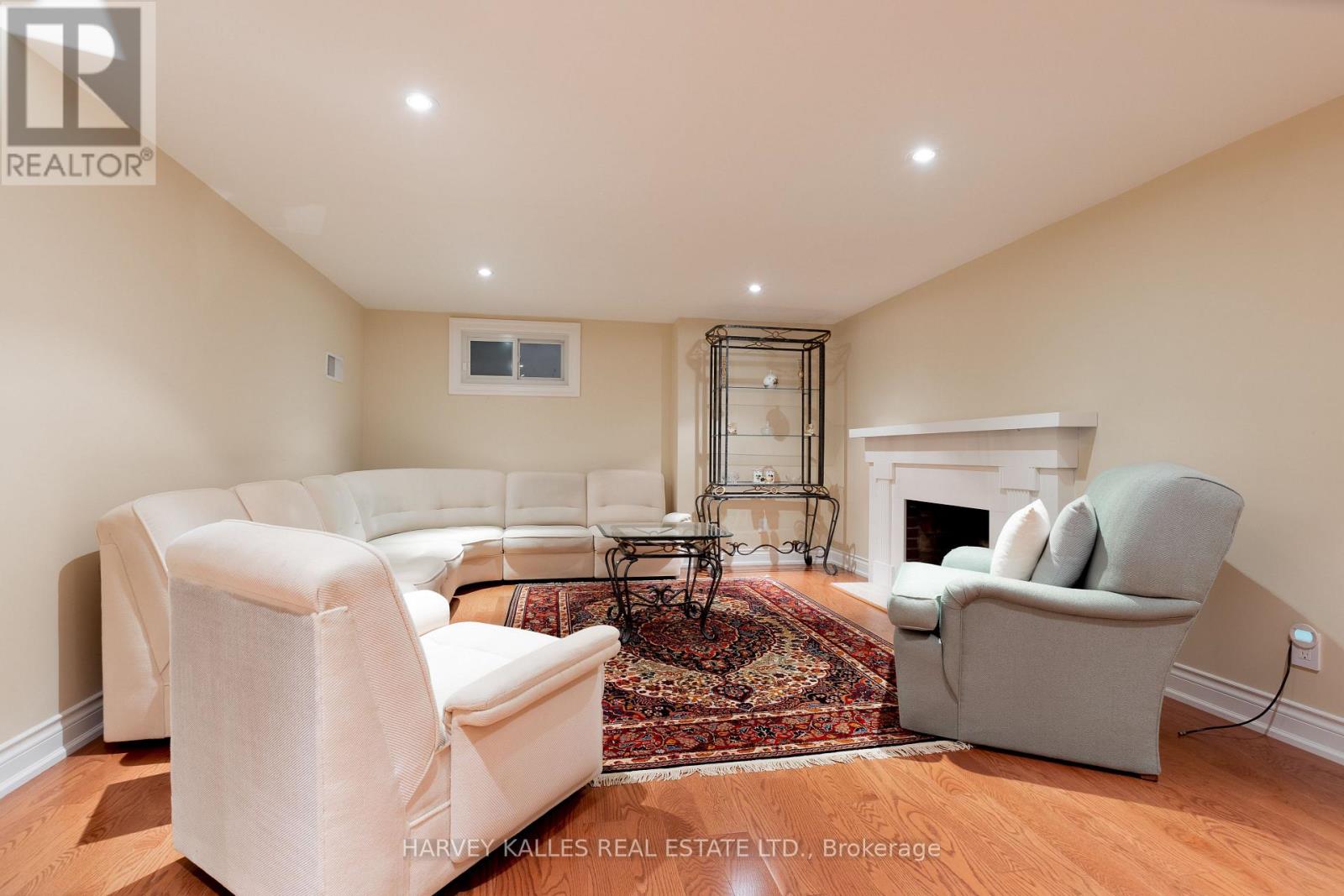 536 BLYTHWOOD ROAD