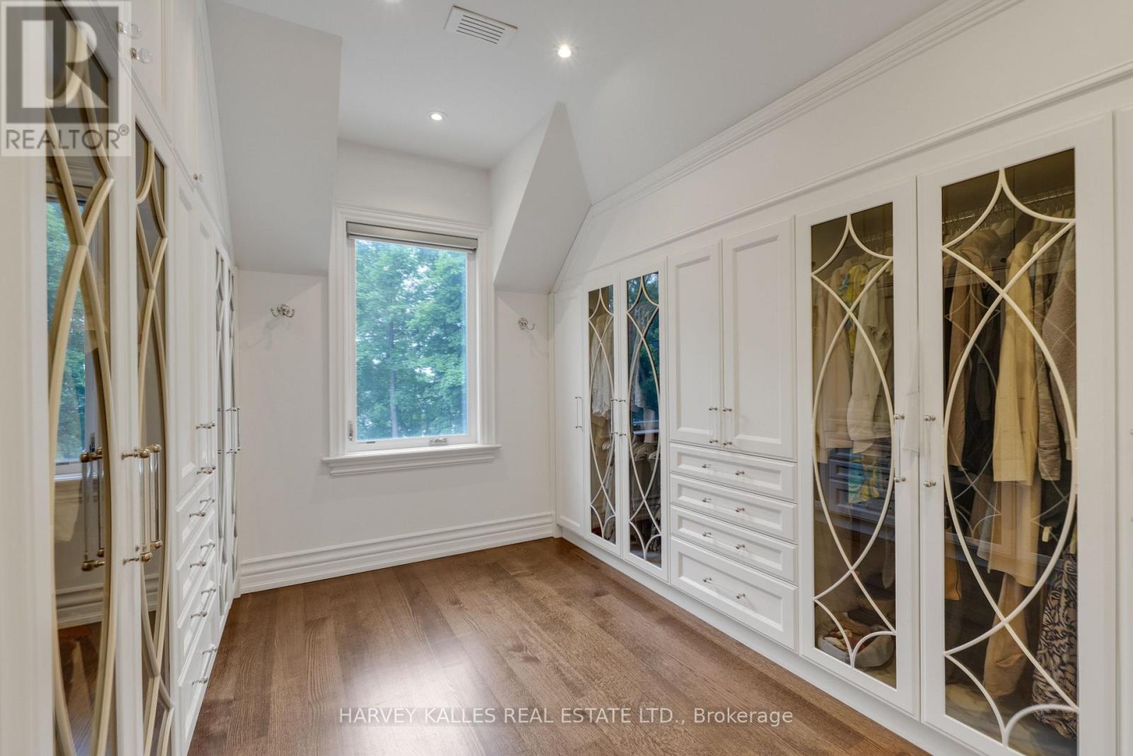 64 YORKMINSTER ROAD