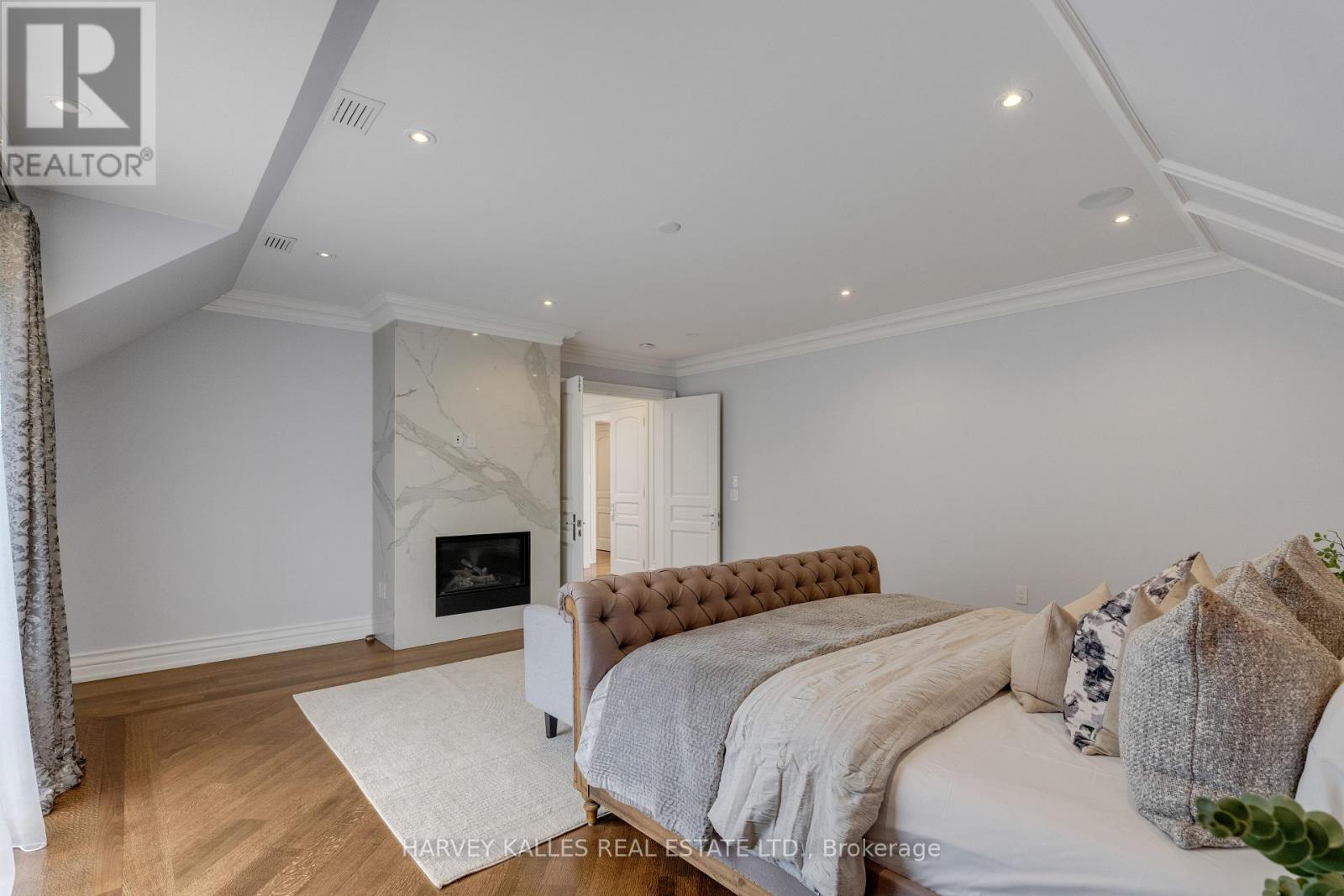 64 YORKMINSTER ROAD