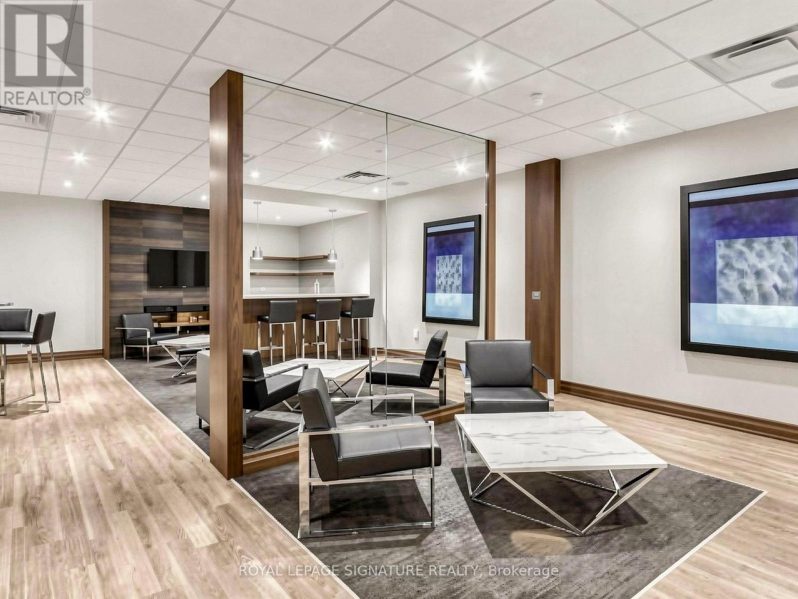 1603 - 705 KING STREET W