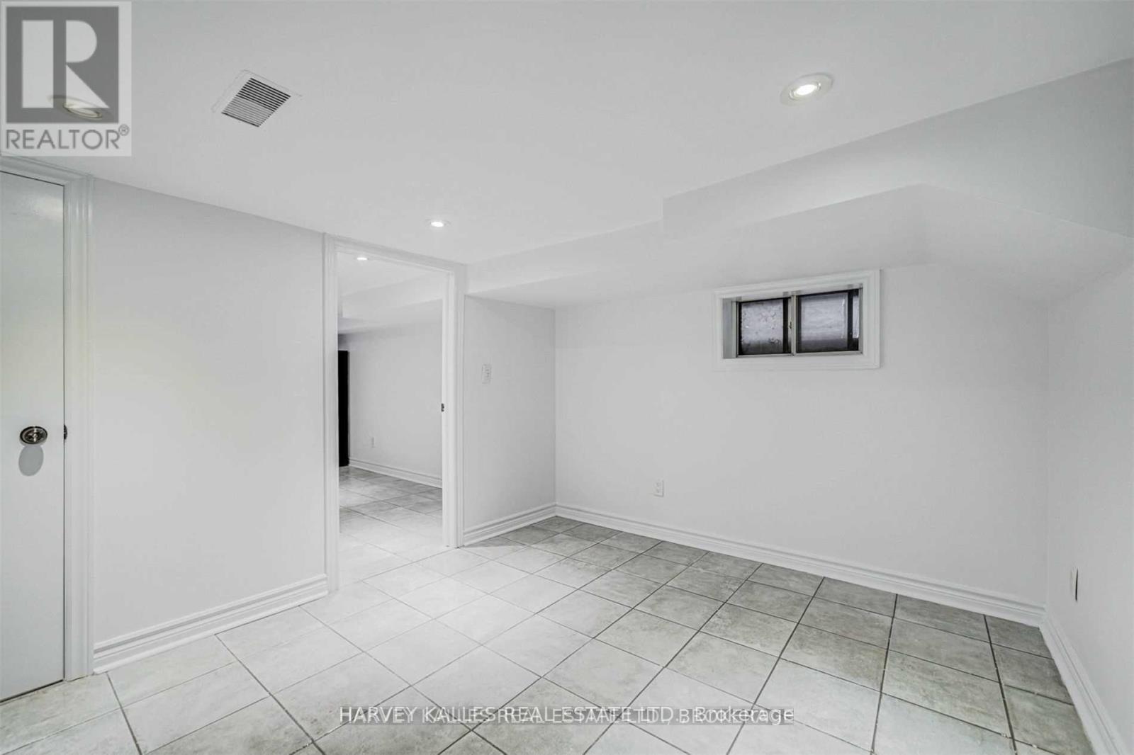 LOWER - 184 CEDRIC AVENUE