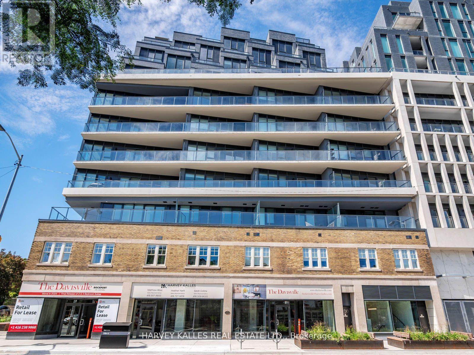610 - 8 MANOR ROAD W
