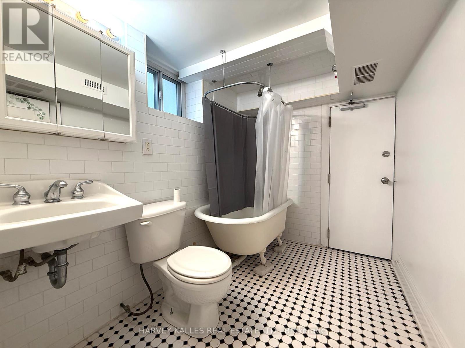 BSMT - 42 GLENCAIRN AVENUE
