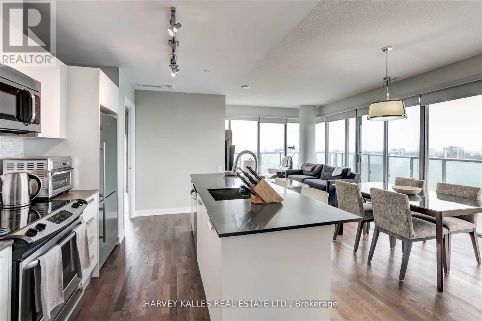 2502 - 1815 YONGE STREET