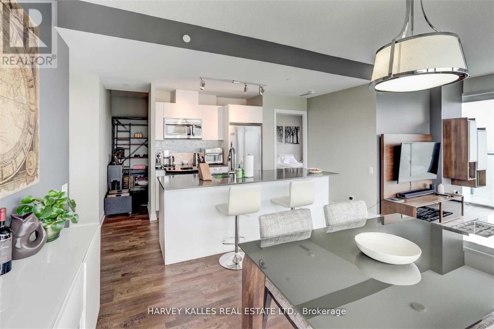 2502 - 1815 YONGE STREET