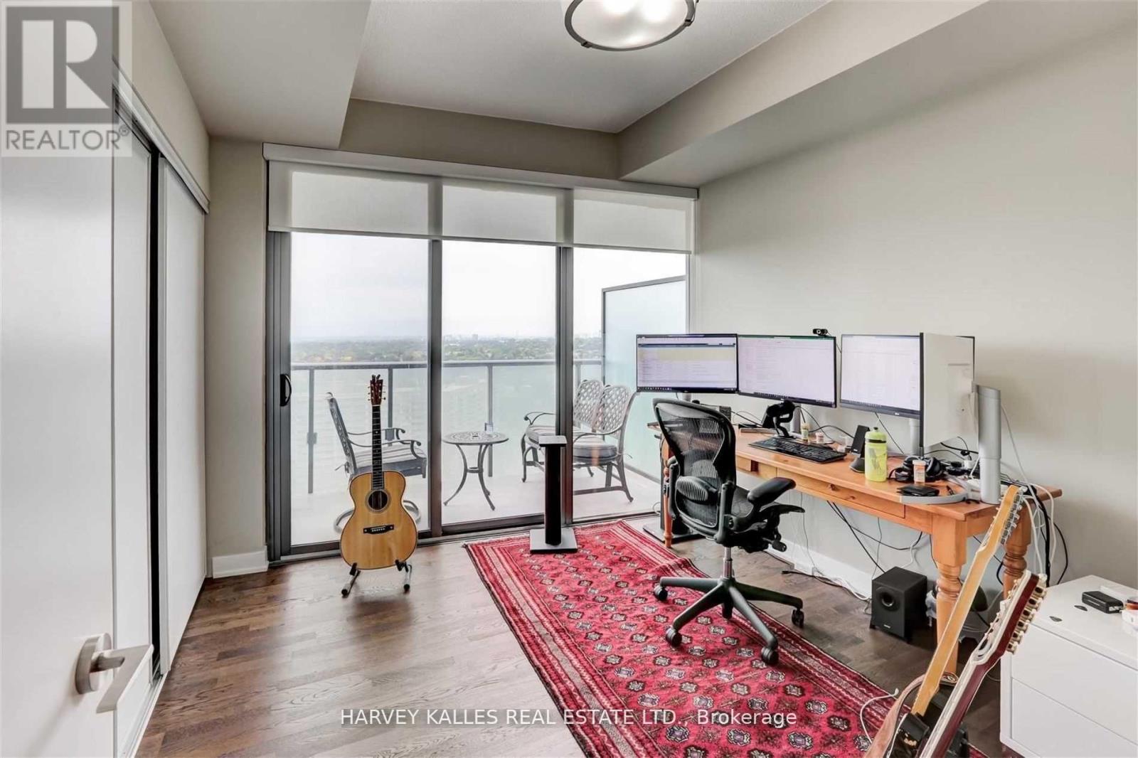 2502 - 1815 YONGE STREET