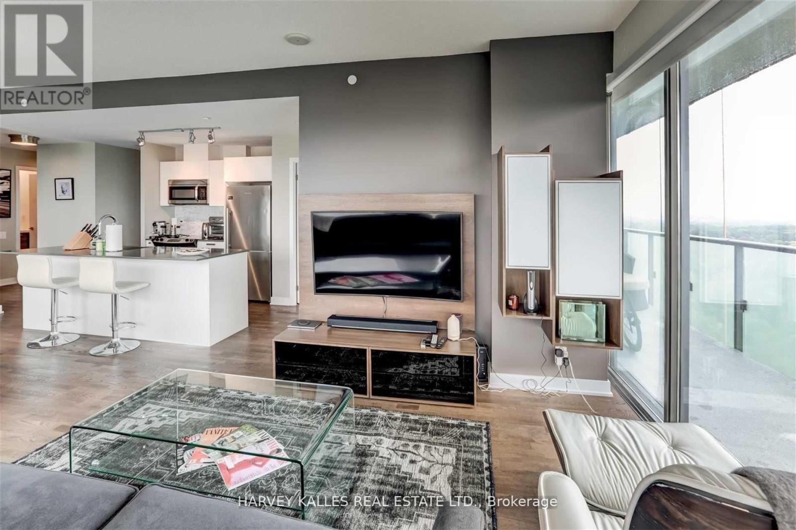 2502 - 1815 YONGE STREET