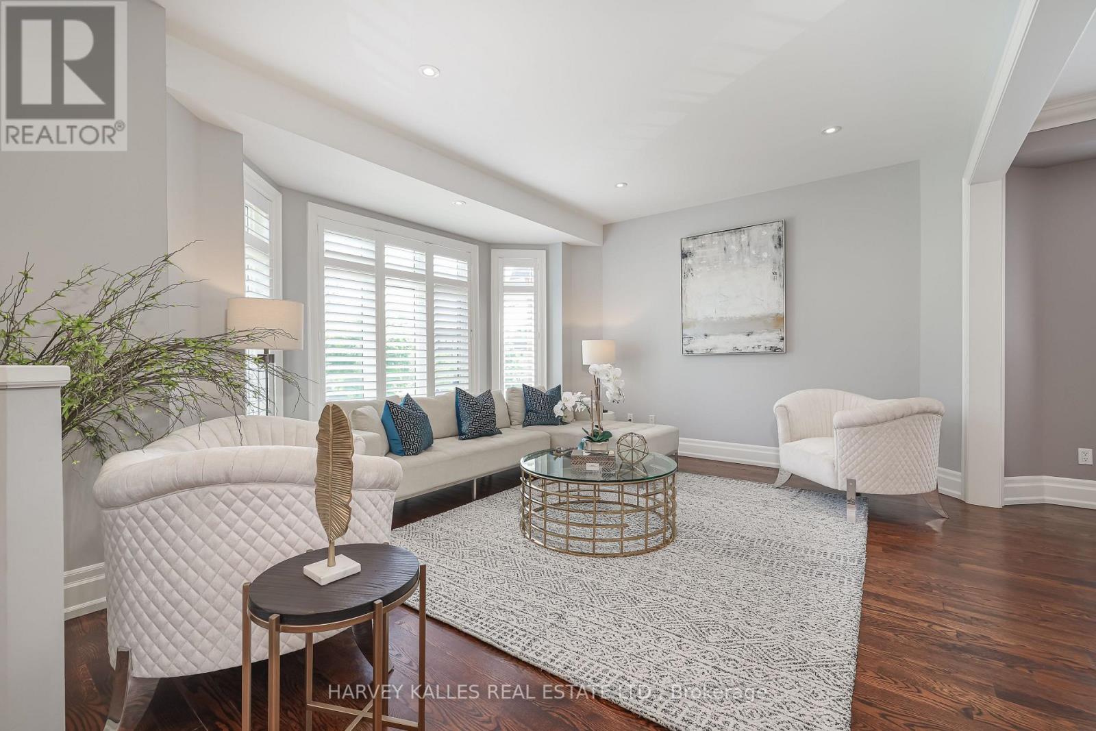 44 CHURCHILL AVENUE